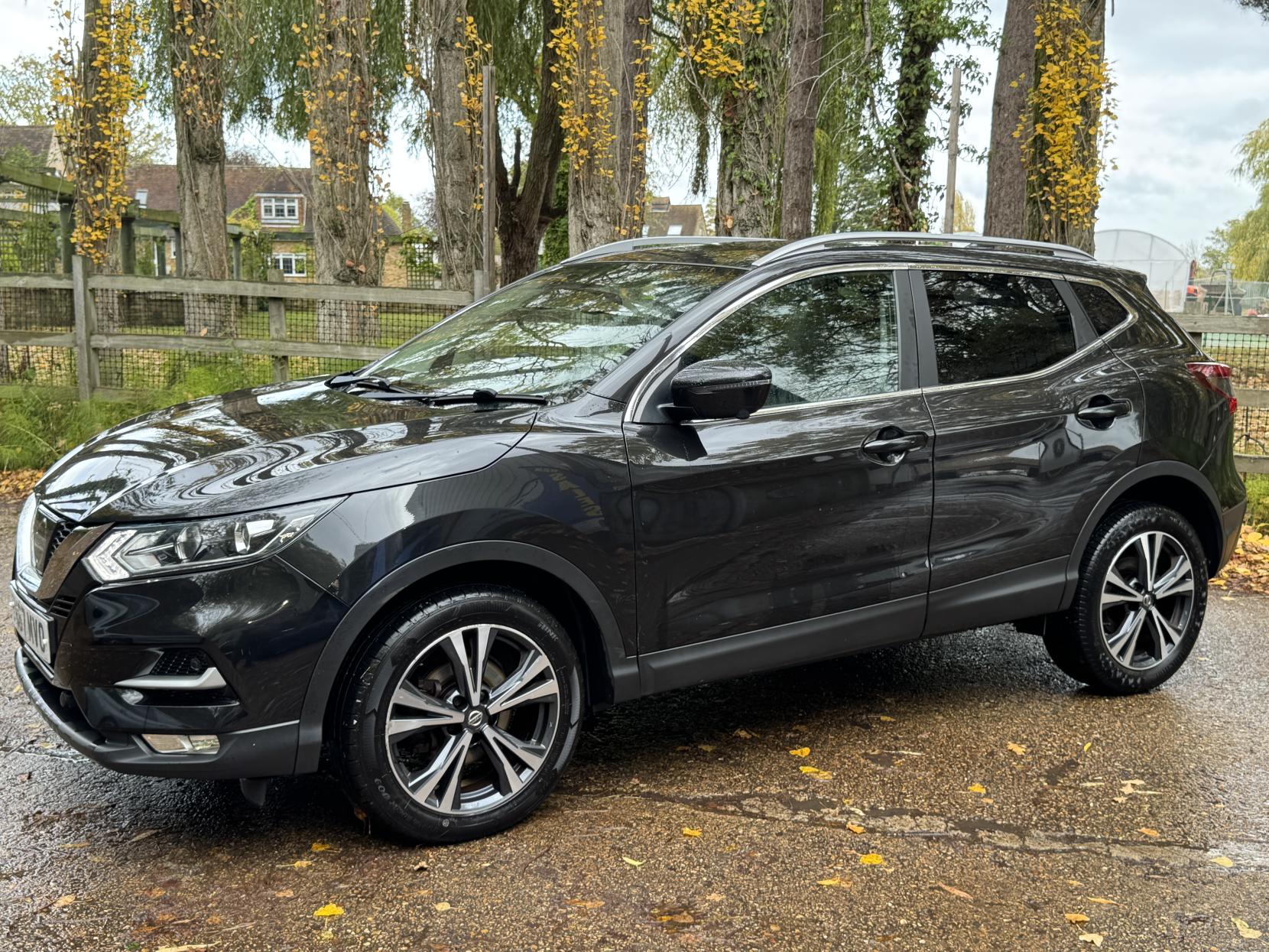 Nissan Qashqai 1.2 DIG-T N-Connecta SUV 5dr Petrol Manual Euro 6 (s/s) (115 ps)