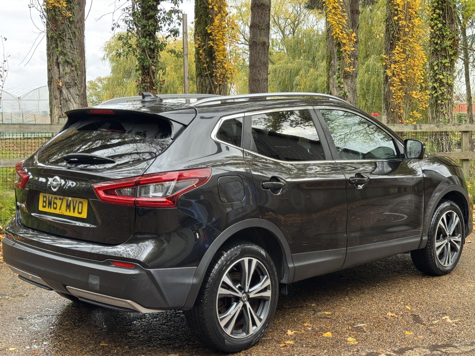 Nissan Qashqai 1.2 DIG-T N-Connecta SUV 5dr Petrol Manual Euro 6 (s/s) (115 ps)