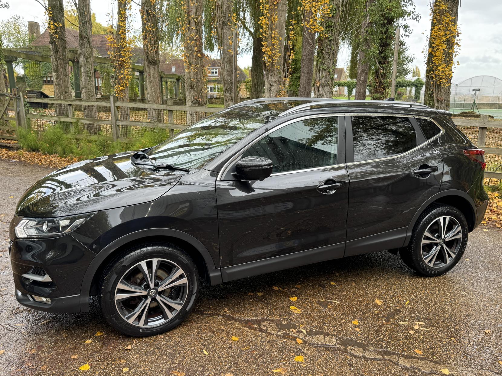 Nissan Qashqai 1.2 DIG-T N-Connecta SUV 5dr Petrol Manual Euro 6 (s/s) (115 ps)