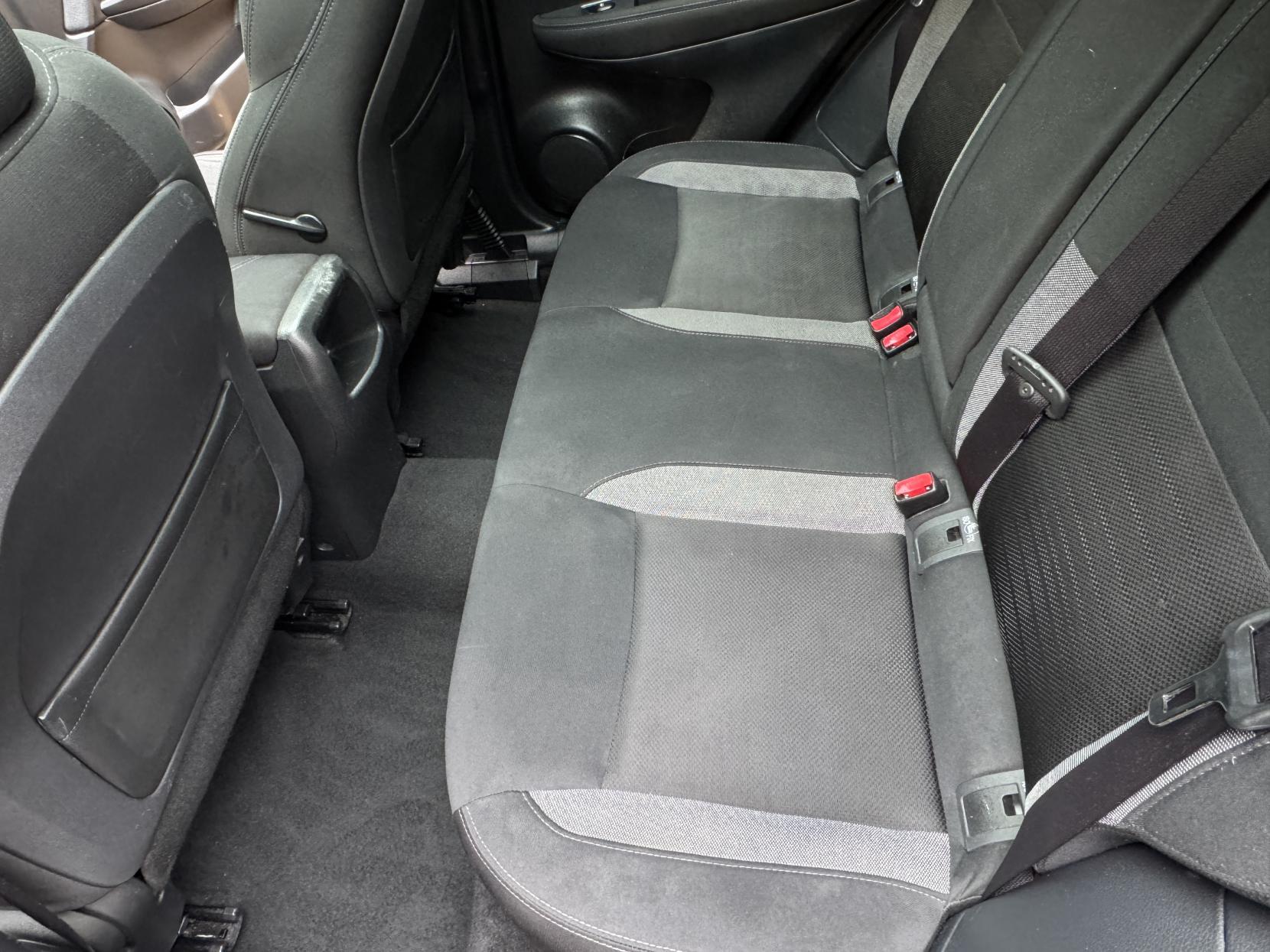 Nissan Qashqai 1.2 DIG-T N-Connecta SUV 5dr Petrol Manual Euro 6 (s/s) (115 ps)