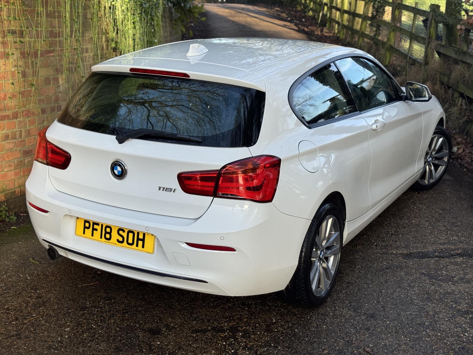 BMW 1 Series 1.5 118i Sport Hatchback 3dr Petrol Manual Euro 6 (s/s) (136 ps)