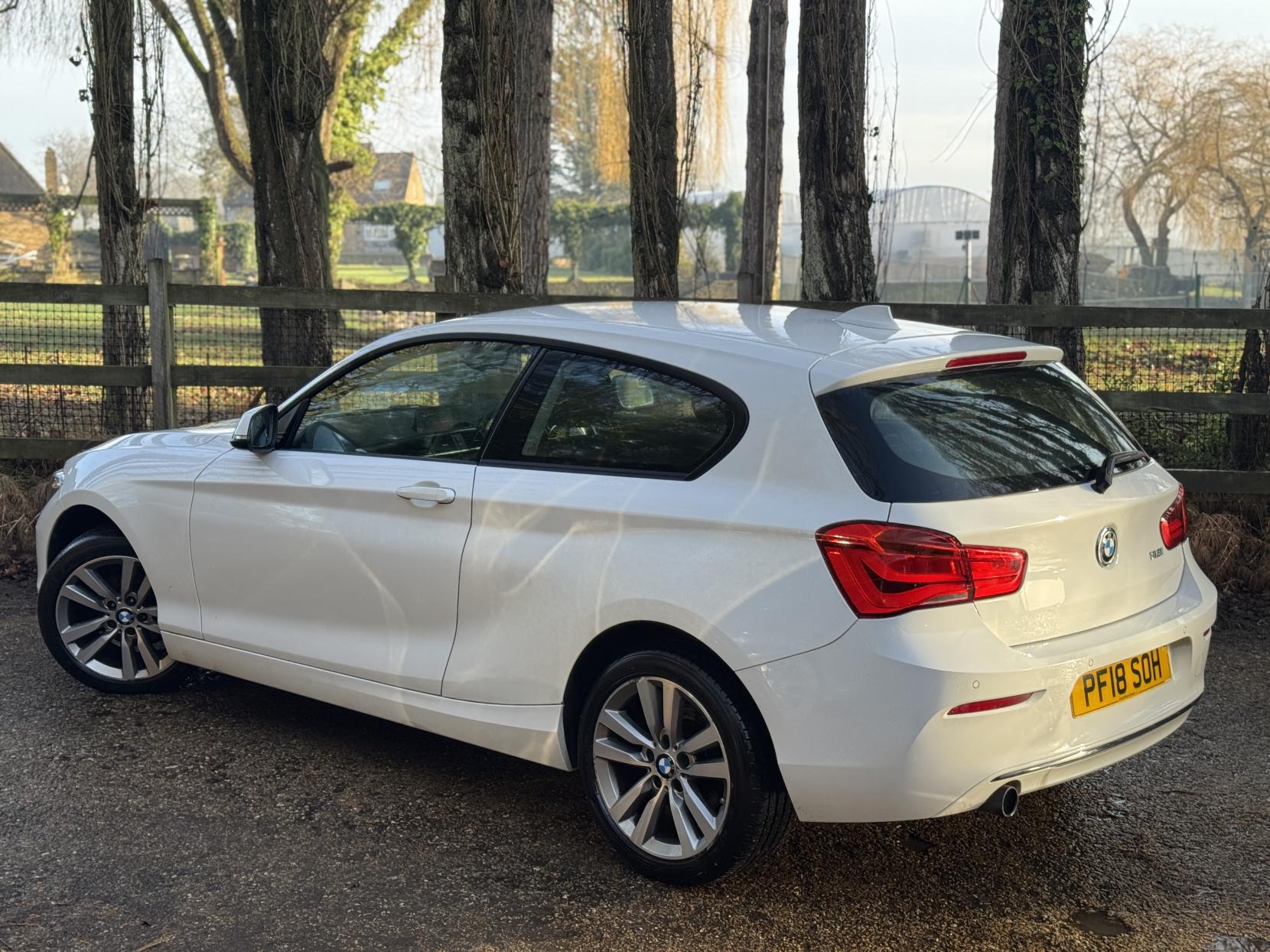 BMW 1 Series 1.5 118i Sport Hatchback 3dr Petrol Manual Euro 6 (s/s) (136 ps)