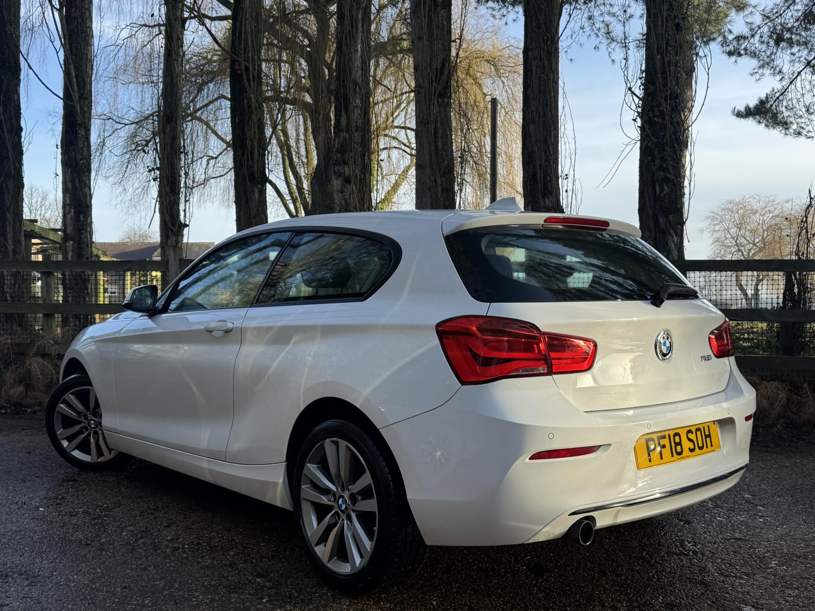 BMW 1 Series 1.5 118i Sport Hatchback 3dr Petrol Manual Euro 6 (s/s) (136 ps)