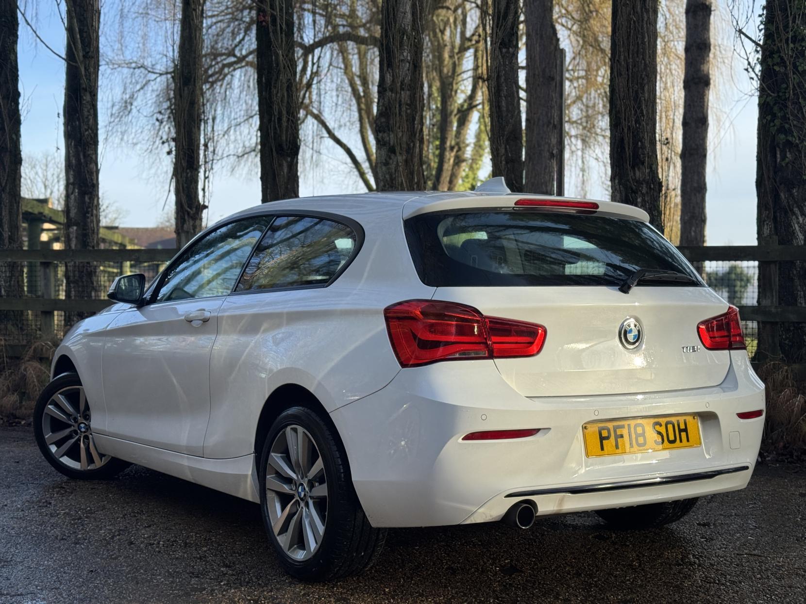 BMW 1 Series 1.5 118i Sport Hatchback 3dr Petrol Manual Euro 6 (s/s) (136 ps)