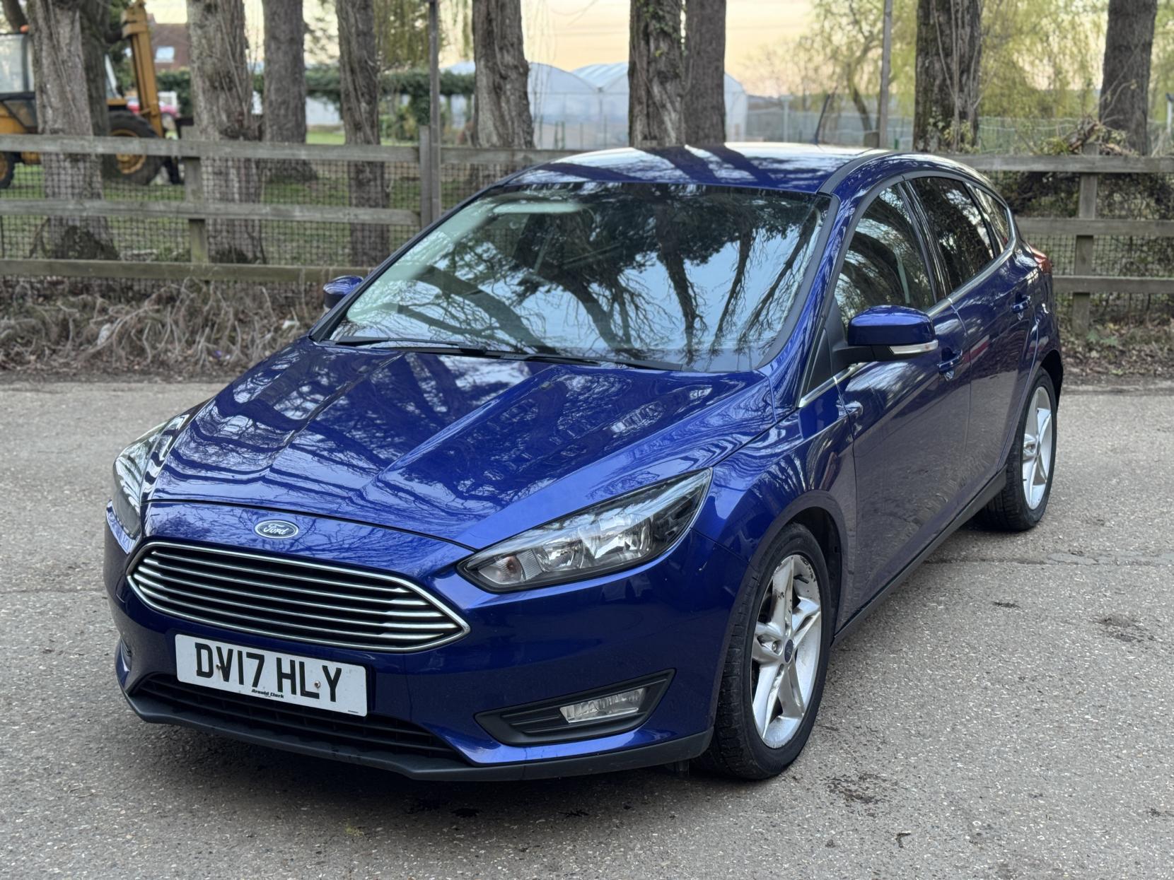 Ford Focus 1.0T EcoBoost Zetec Edition Hatchback 5dr Petrol Manual Euro 6 (s/s) (100 ps)