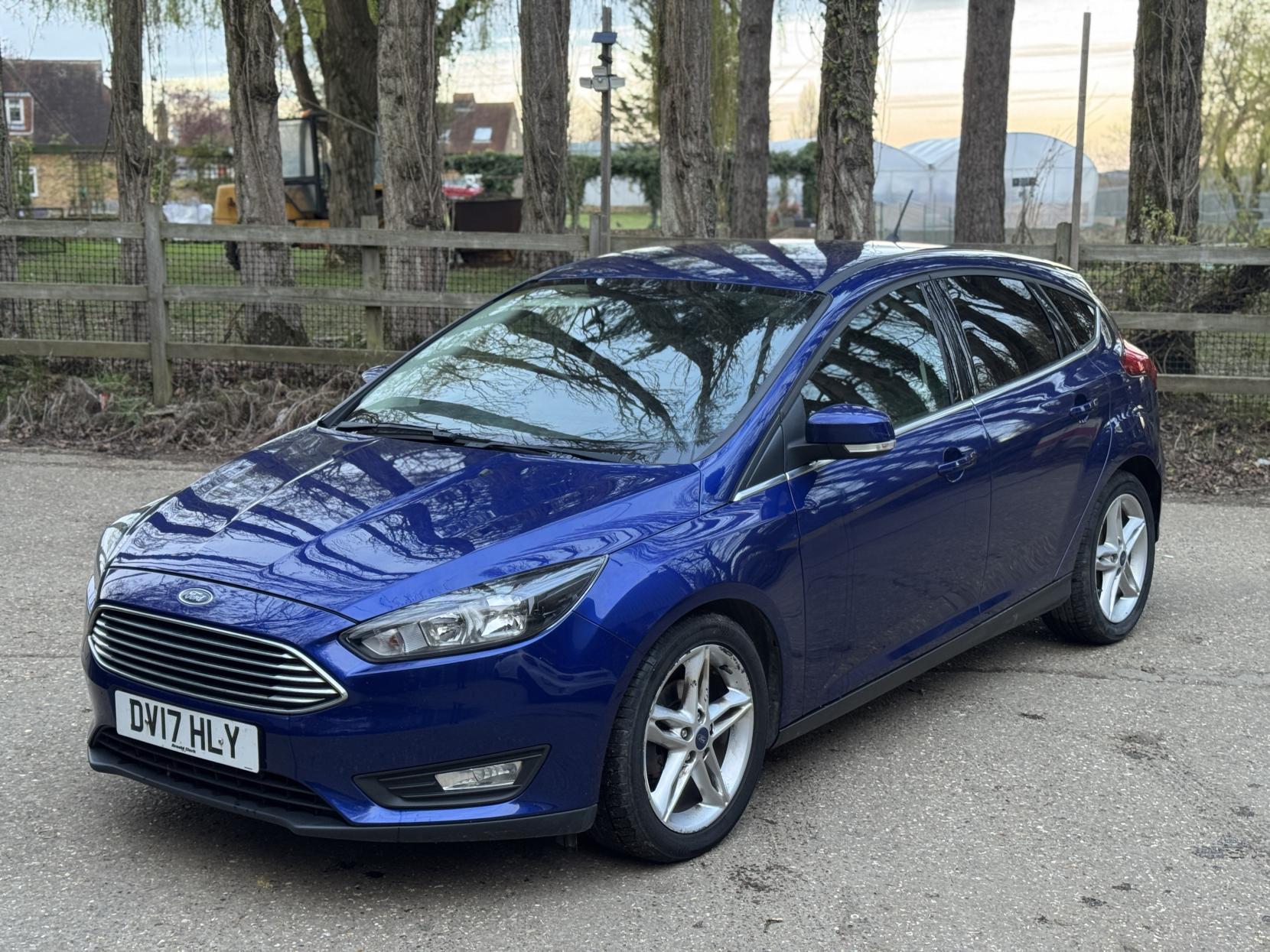Ford Focus 1.0T EcoBoost Zetec Edition Hatchback 5dr Petrol Manual Euro 6 (s/s) (100 ps)
