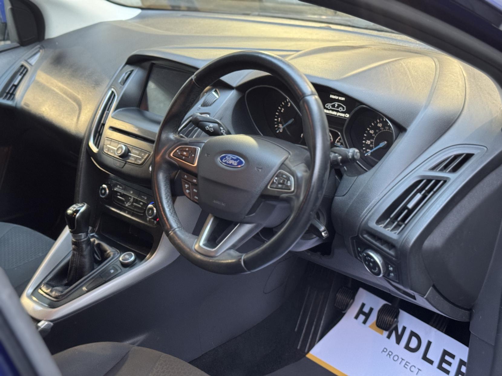 Ford Focus 1.0T EcoBoost Zetec Edition Hatchback 5dr Petrol Manual Euro 6 (s/s) (100 ps)