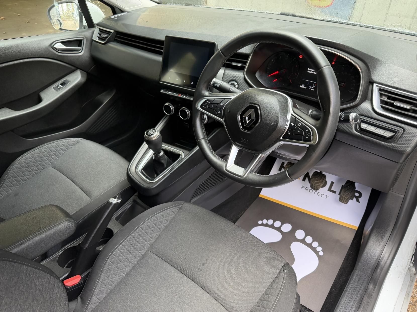 Renault Clio 1.0 TCe Iconic Hatchback 5dr Petrol Manual Euro 6 (s/s) (90 ps)