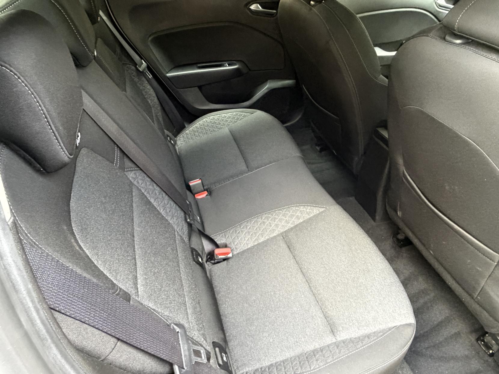 Renault Clio 1.0 TCe Iconic Hatchback 5dr Petrol Manual Euro 6 (s/s) (90 ps)