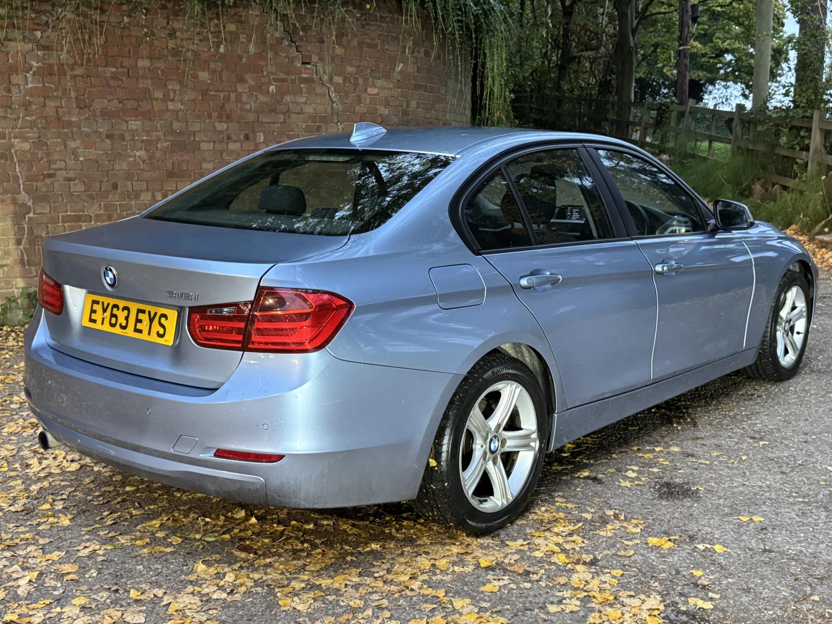 BMW 3 Series 1.6 316i SE Saloon 4dr Petrol Manual Euro 6 (s/s) (136 ps)