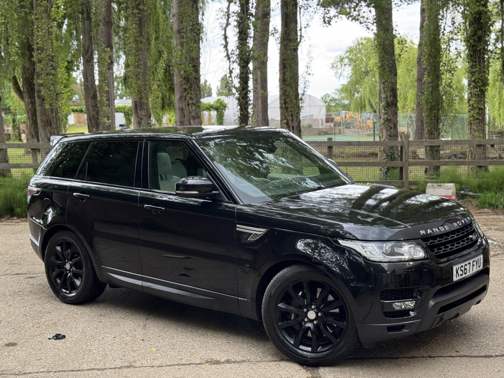 Land Rover Range Rover Sport 3.0 SD V6 HSE SUV 5dr Diesel Auto 4WD Euro 6 (s/s) (306 ps)