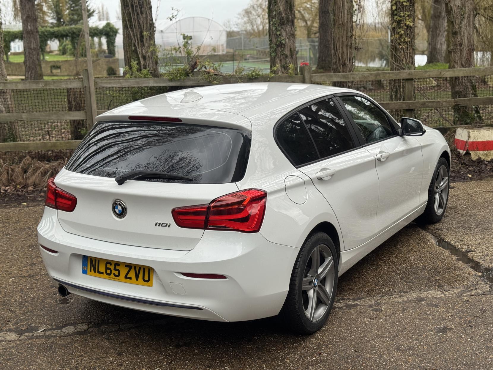 BMW 1 Series 1.5 118i Sport Hatchback 5dr Petrol Manual Euro 6 (s/s) (136 ps)