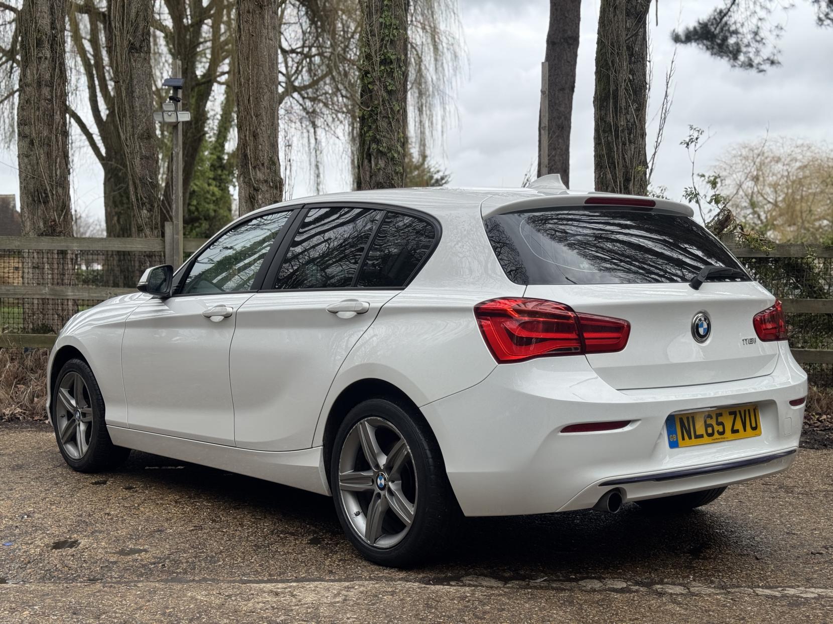BMW 1 Series 1.5 118i Sport Hatchback 5dr Petrol Manual Euro 6 (s/s) (136 ps)