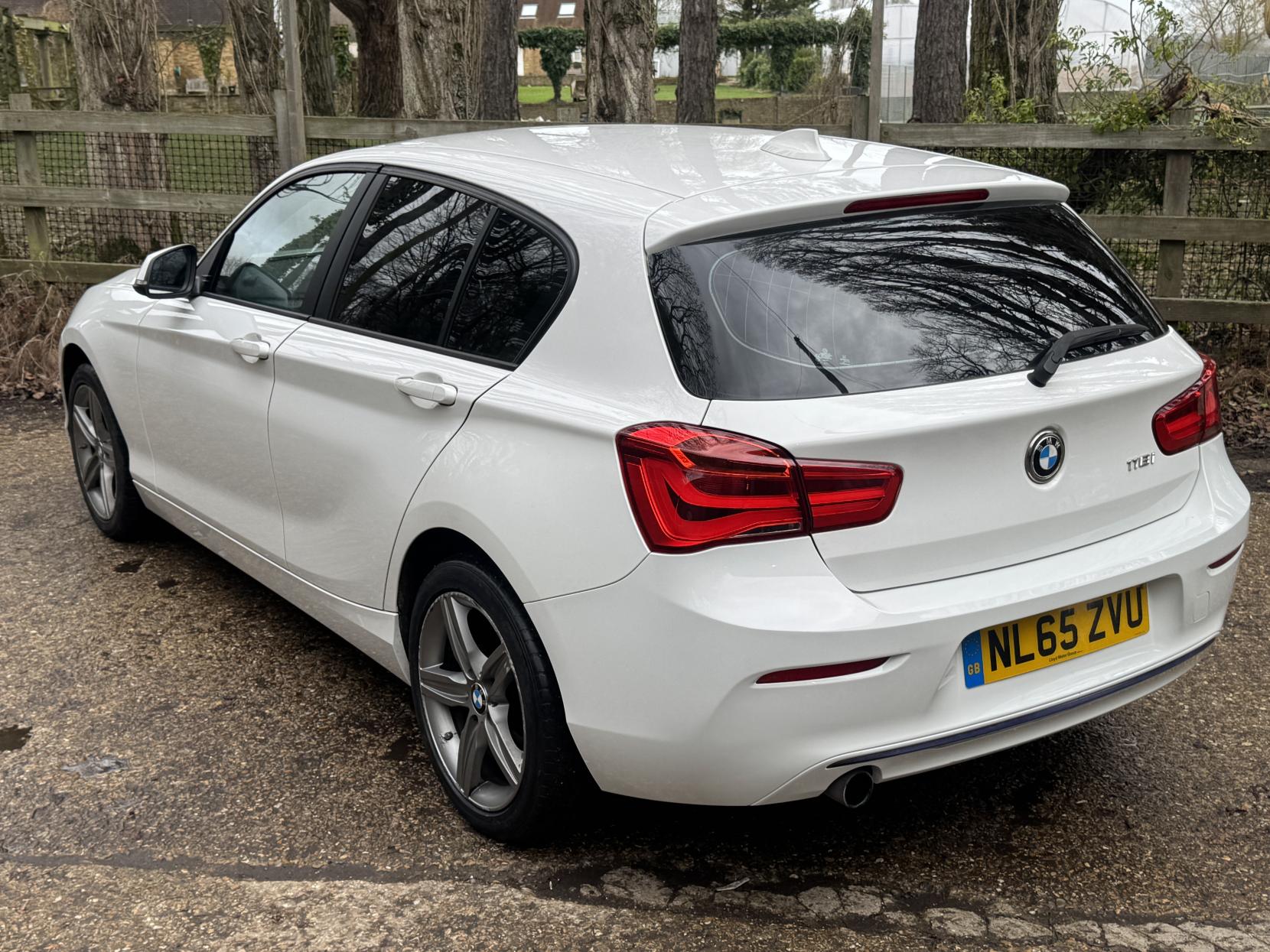 BMW 1 Series 1.5 118i Sport Hatchback 5dr Petrol Manual Euro 6 (s/s) (136 ps)