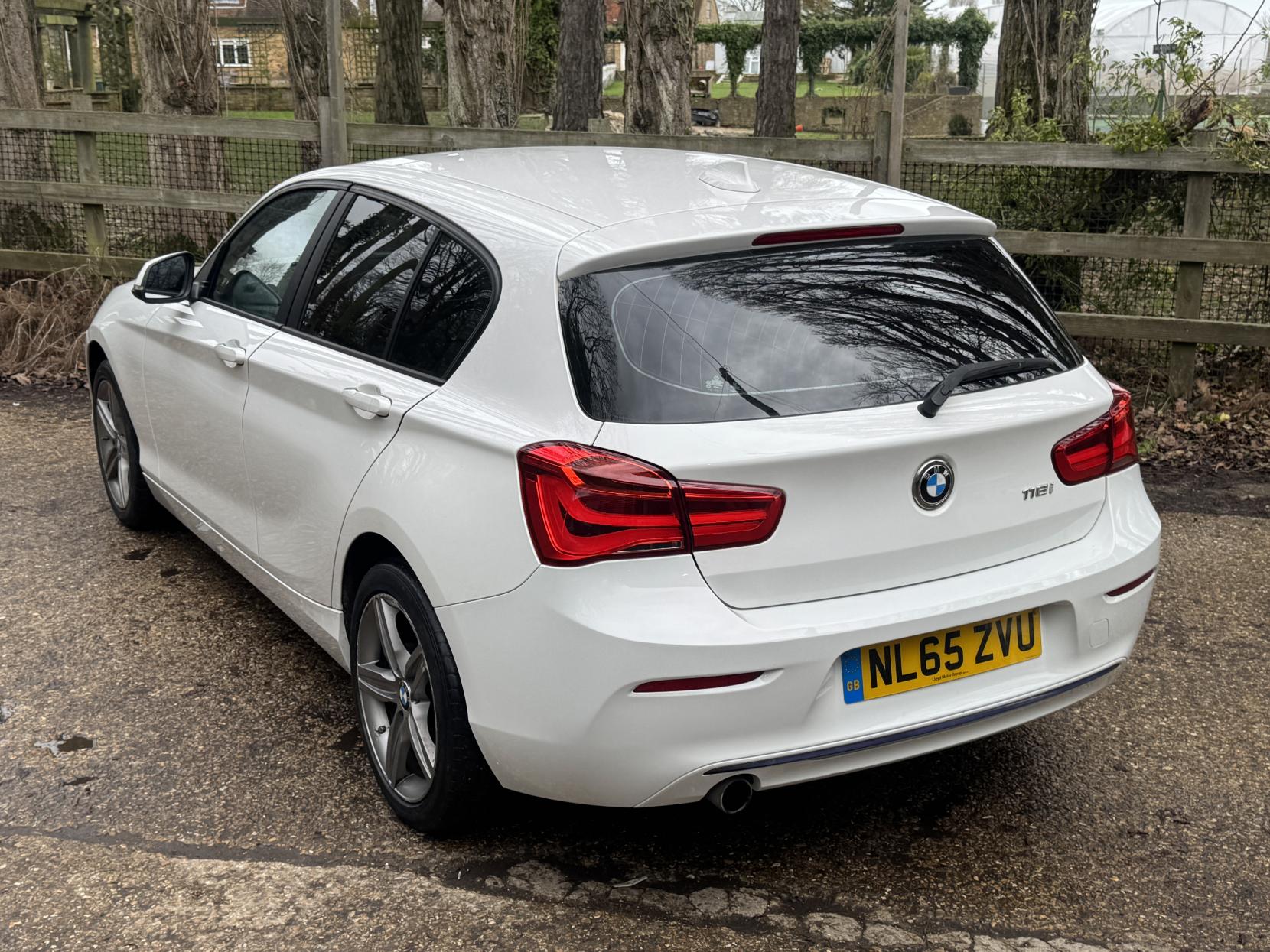 BMW 1 Series 1.5 118i Sport Hatchback 5dr Petrol Manual Euro 6 (s/s) (136 ps)