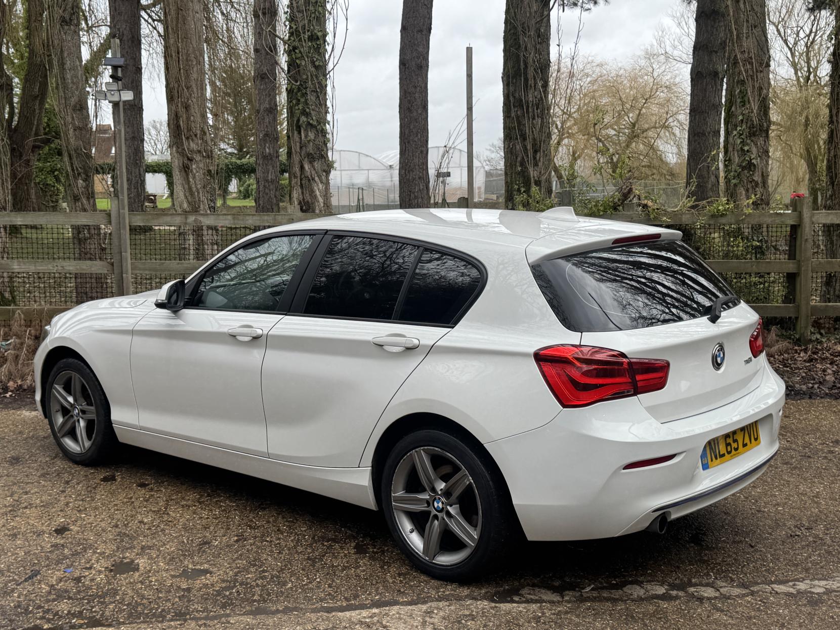 BMW 1 Series 1.5 118i Sport Hatchback 5dr Petrol Manual Euro 6 (s/s) (136 ps)