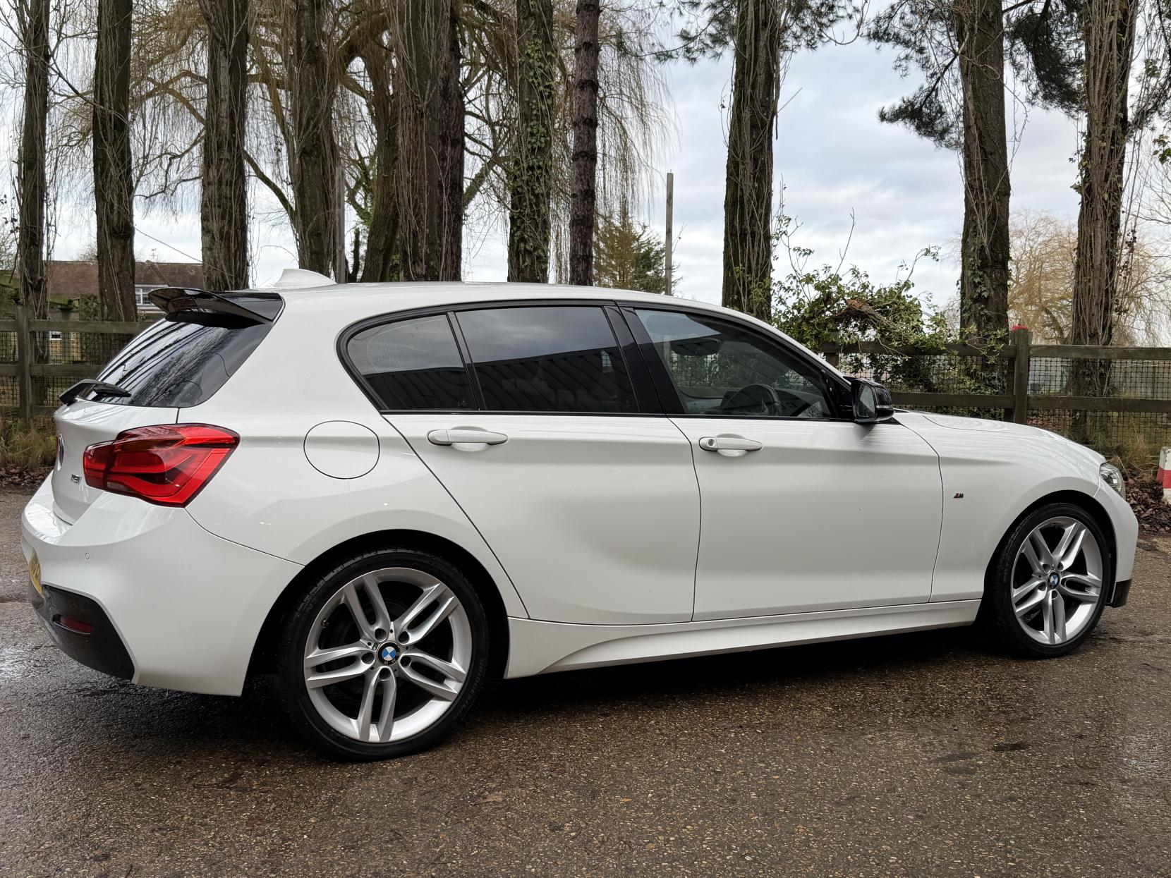 BMW 1 Series 1.5 118i M Sport Hatchback 5dr Petrol Manual Euro 6 (s/s) (136 ps)