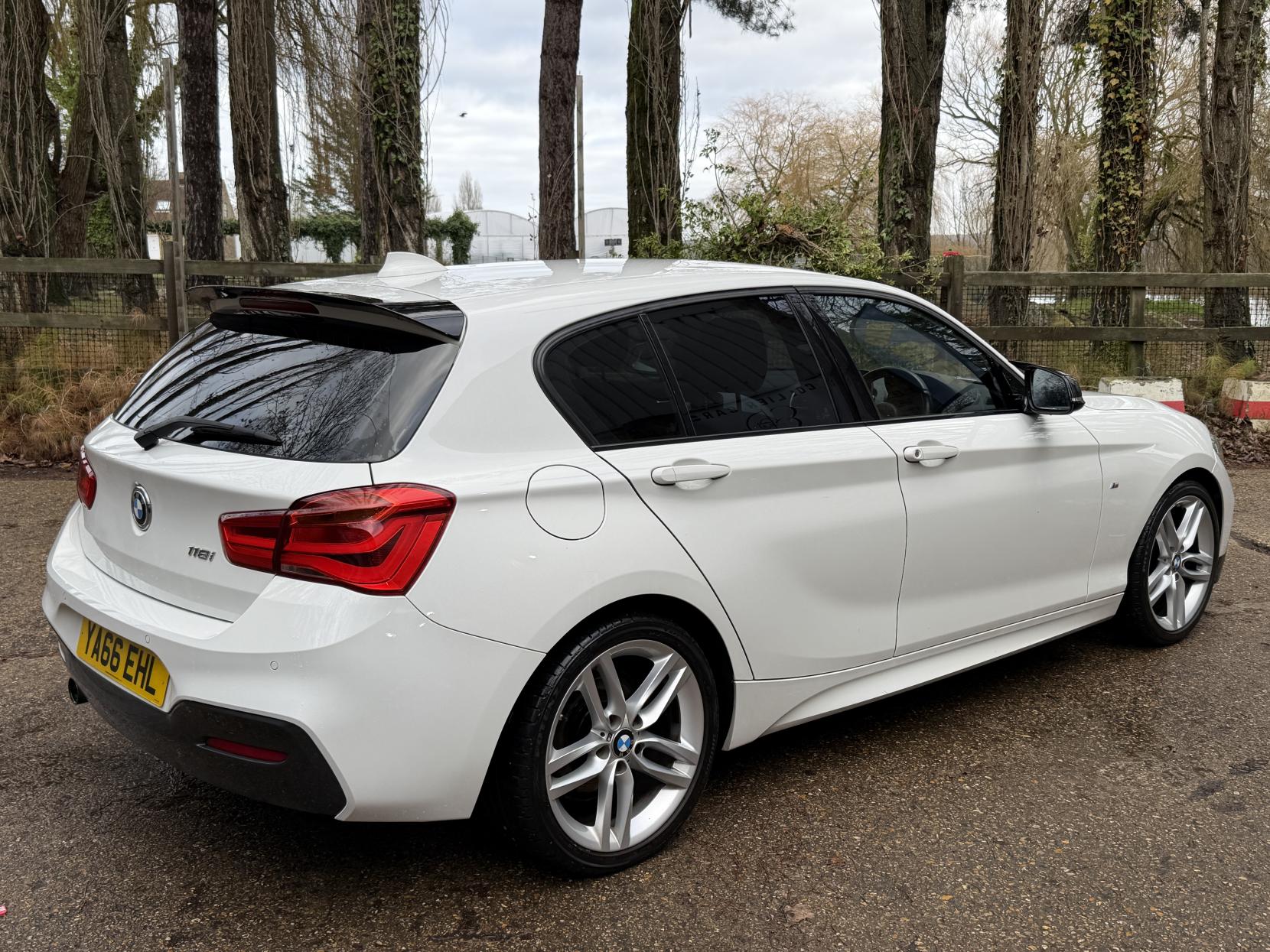 BMW 1 Series 1.5 118i M Sport Hatchback 5dr Petrol Manual Euro 6 (s/s) (136 ps)