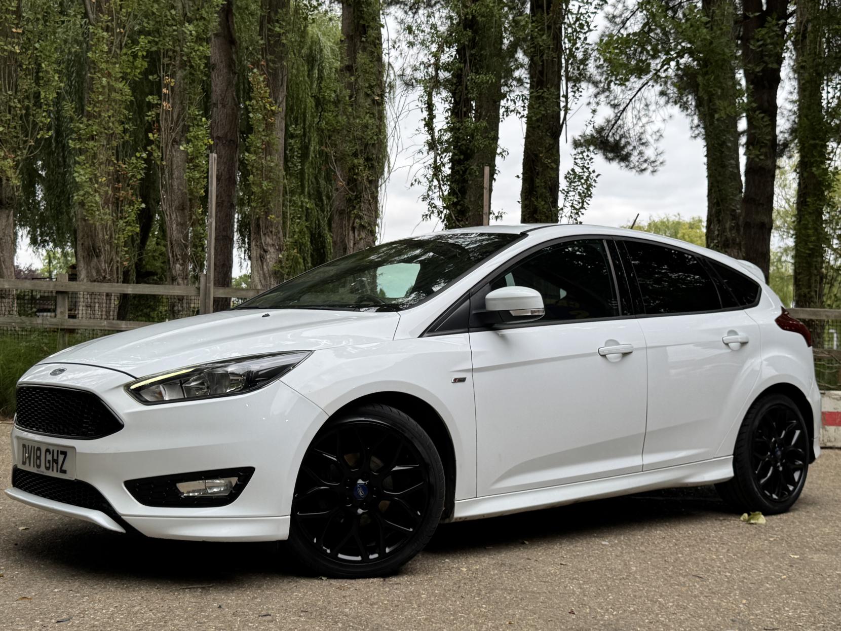 Ford Focus 1.0T EcoBoost ST-Line Hatchback 5dr Petrol Manual Euro 6 (s/s) (140 ps)