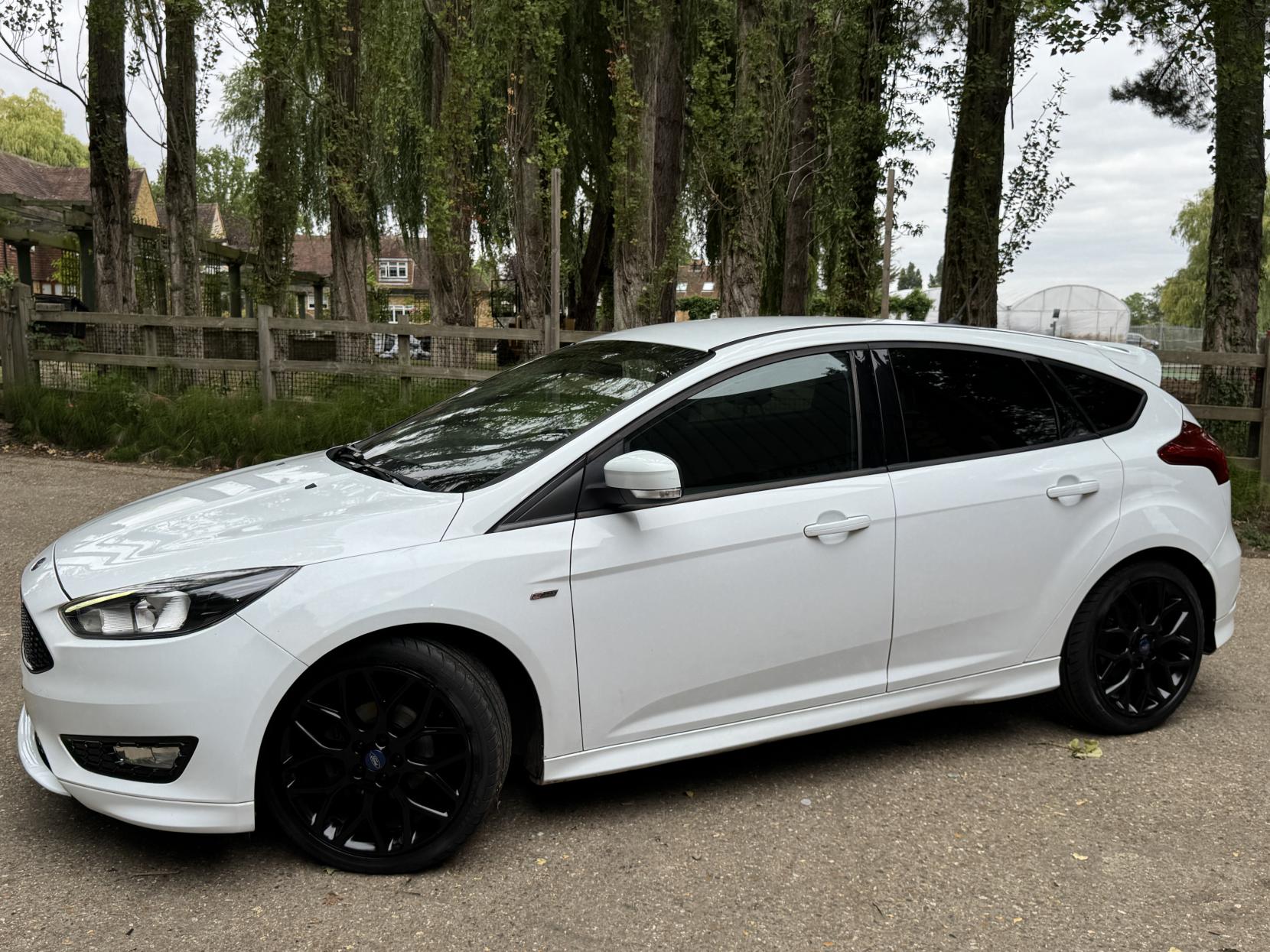 Ford Focus 1.0T EcoBoost ST-Line Hatchback 5dr Petrol Manual Euro 6 (s/s) (140 ps)