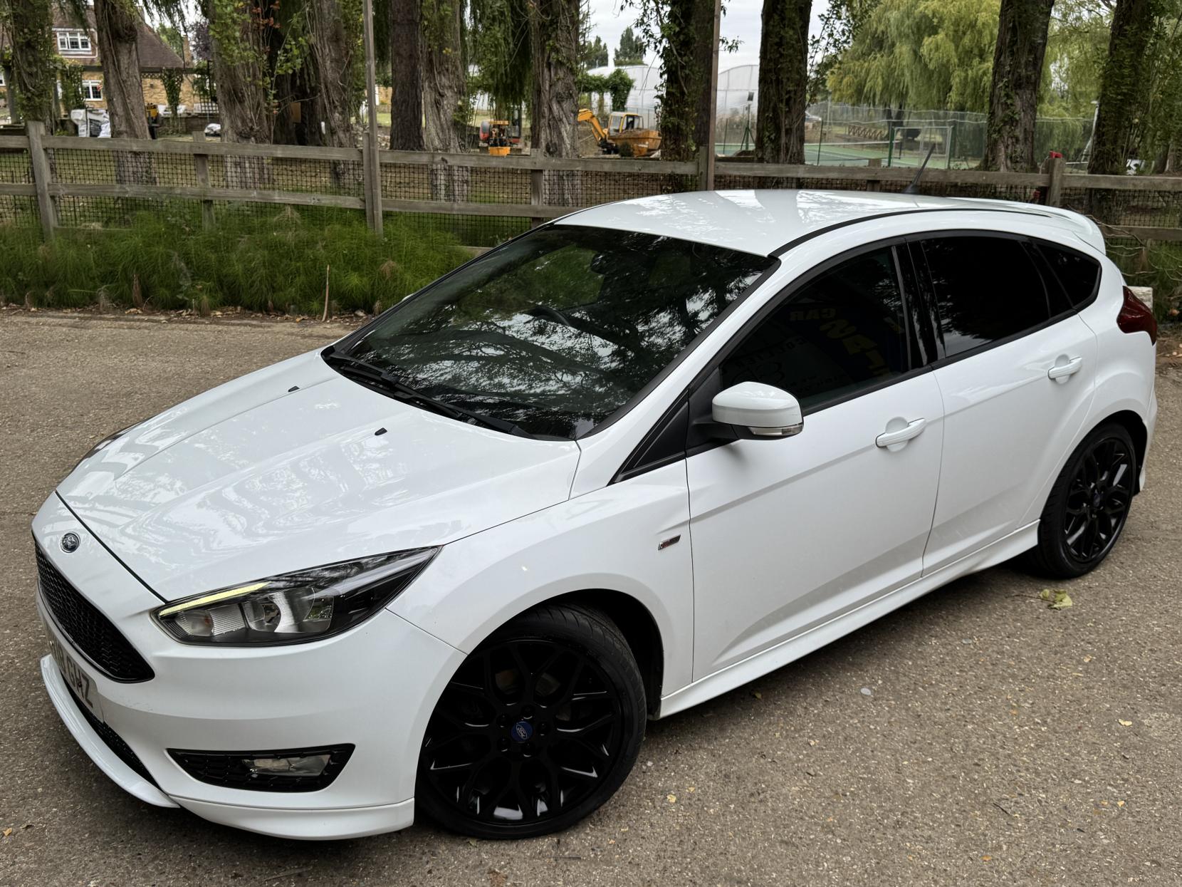 Ford Focus 1.0T EcoBoost ST-Line Hatchback 5dr Petrol Manual Euro 6 (s/s) (140 ps)