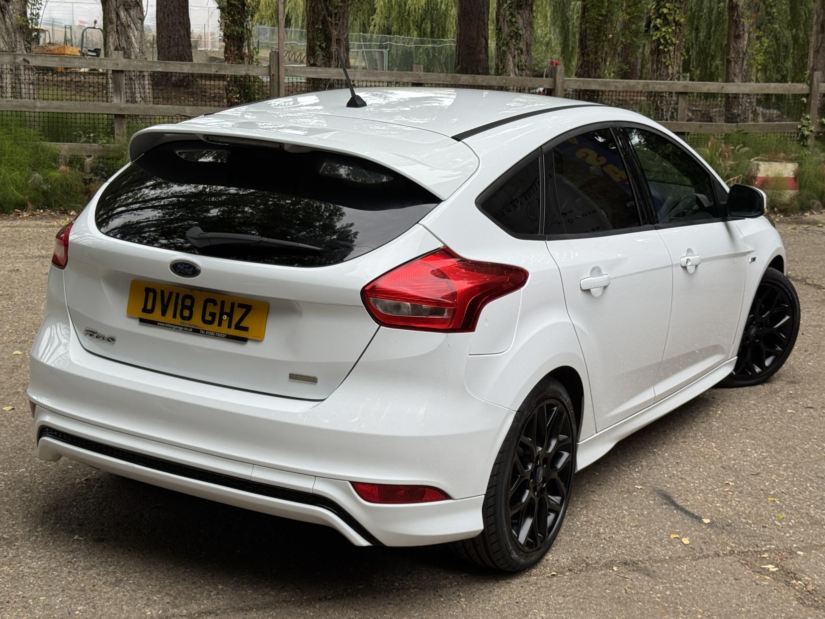 Ford Focus 1.0T EcoBoost ST-Line Hatchback 5dr Petrol Manual Euro 6 (s/s) (140 ps)