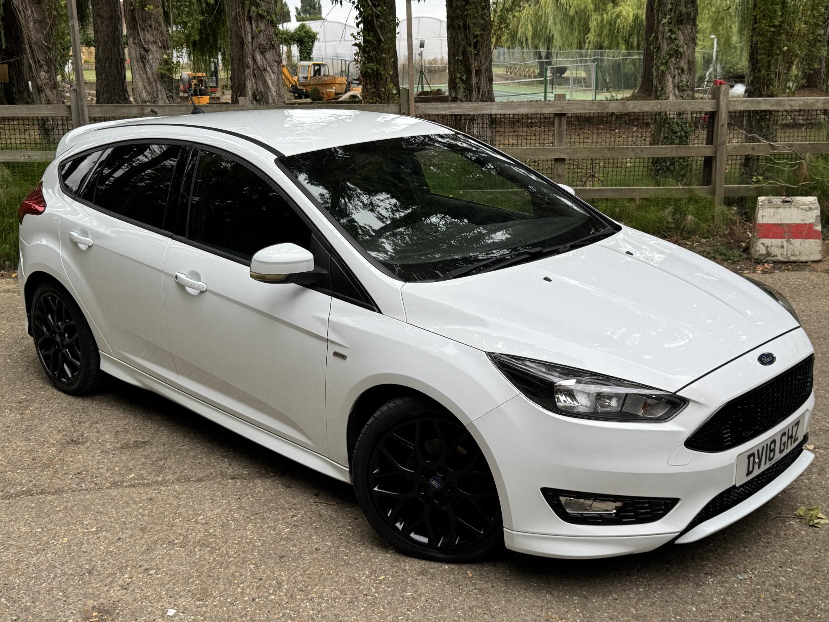 Ford Focus 1.0T EcoBoost ST-Line Hatchback 5dr Petrol Manual Euro 6 (s/s) (140 ps)