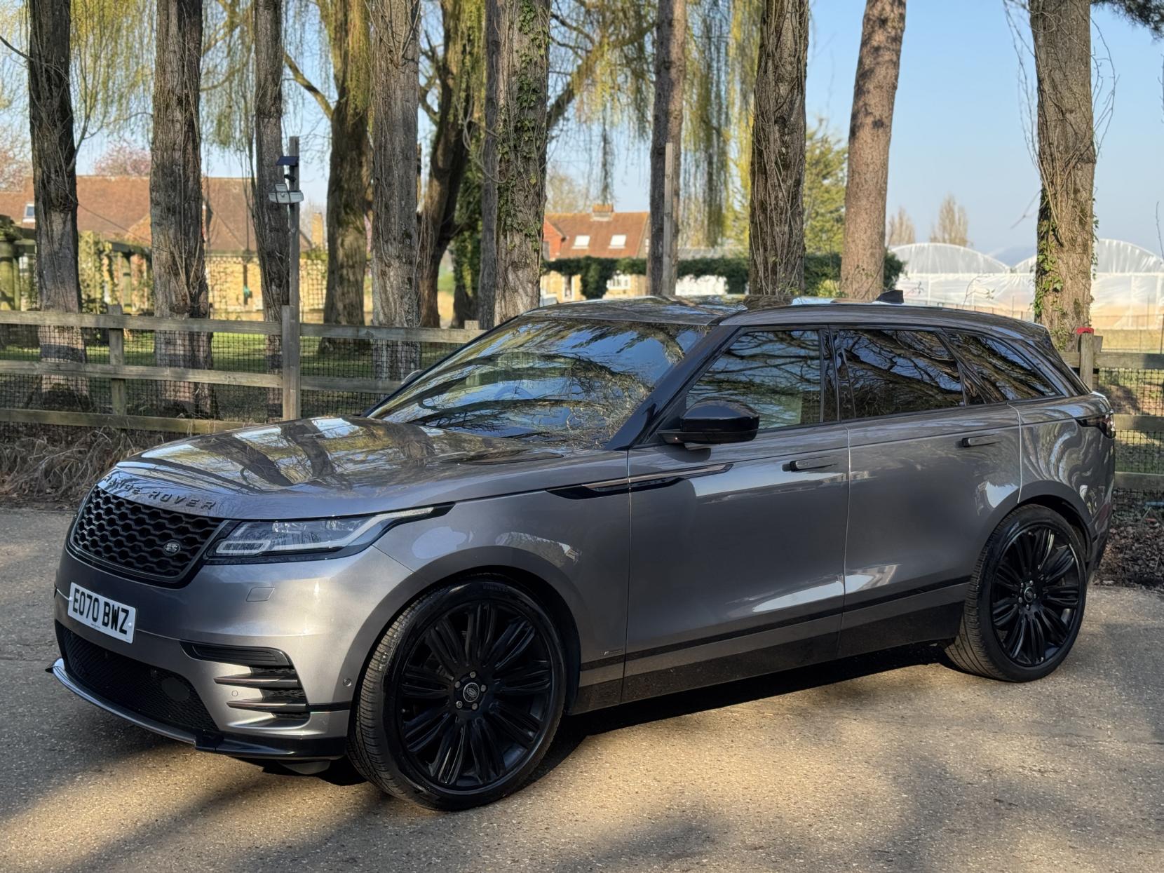 Land Rover Range Rover Velar 3.0 D300 R-Dynamic HSE SUV 5dr Diesel Auto 4WD Euro 6 (s/s) (300 ps)
