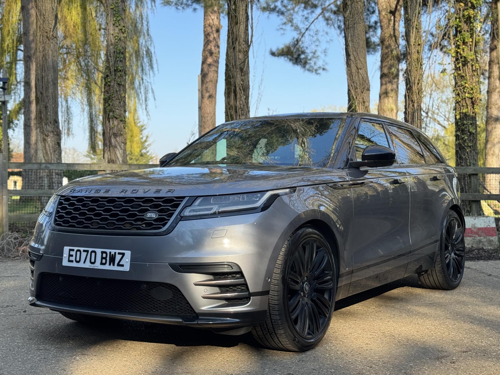 Land Rover Range Rover Velar 3.0 D300 R-Dynamic HSE SUV 5dr Diesel Auto 4WD Euro 6 (s/s) (300 ps)