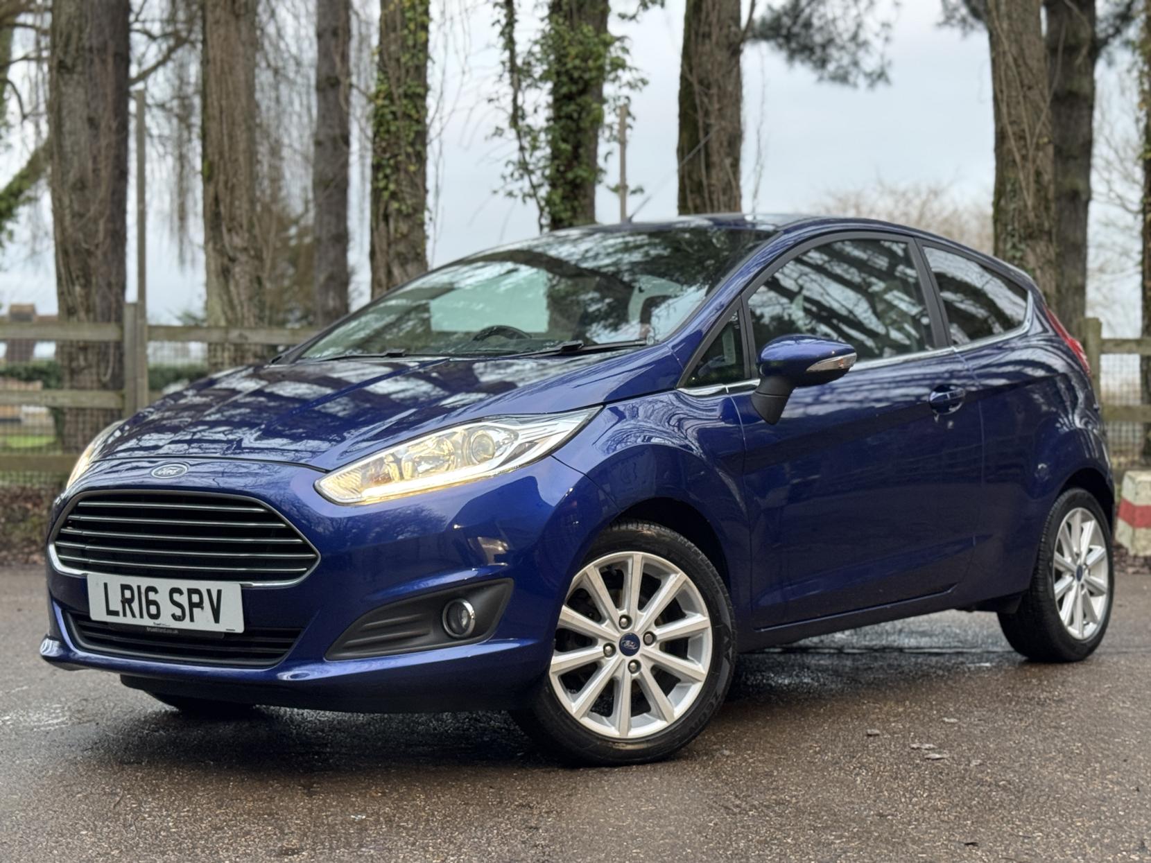 Ford Fiesta 1.0T EcoBoost Titanium Hatchback 3dr Petrol Manual Euro 6 (s/s) (100 ps)