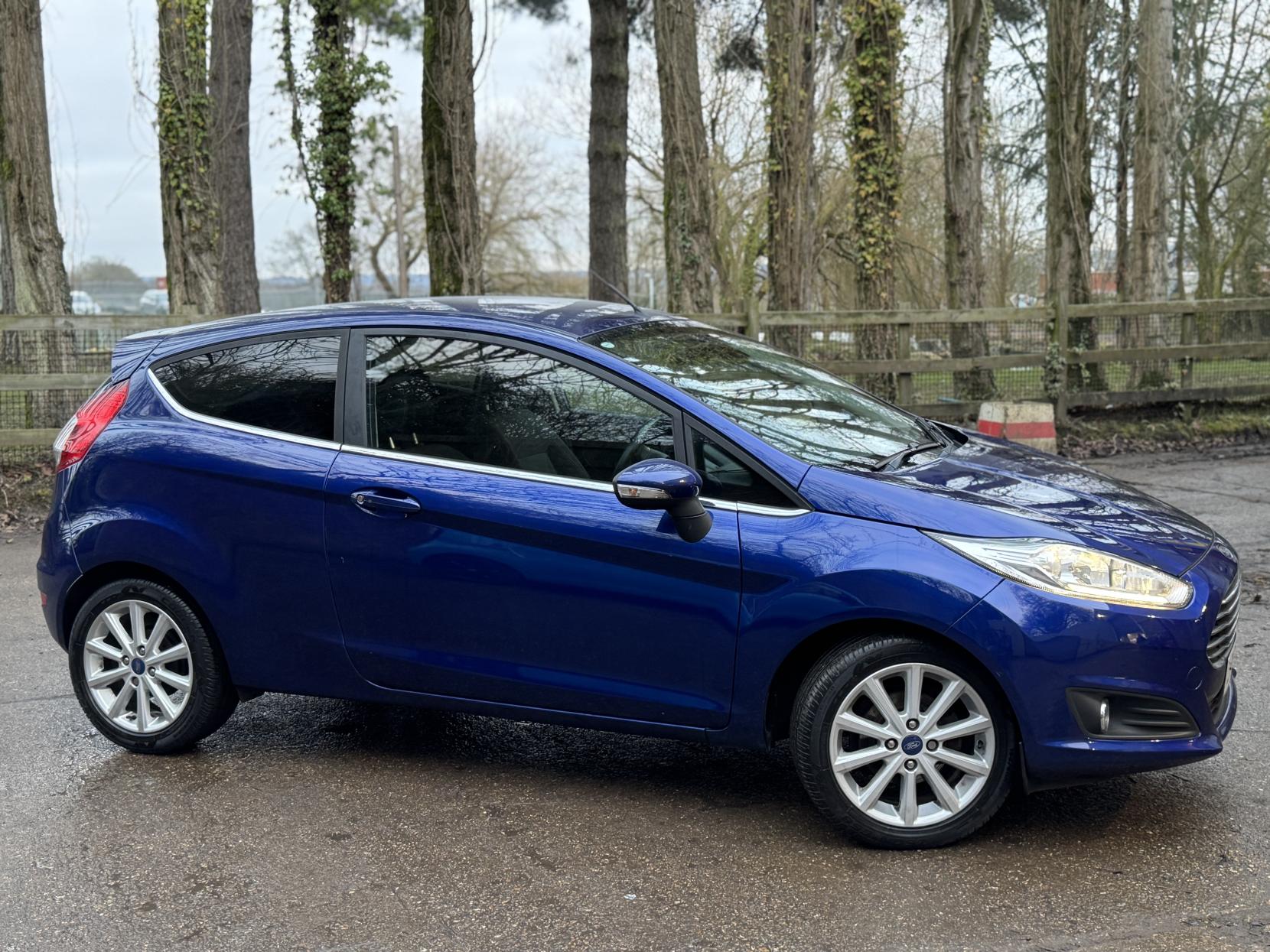 Ford Fiesta 1.0T EcoBoost Titanium Hatchback 3dr Petrol Manual Euro 6 (s/s) (100 ps)