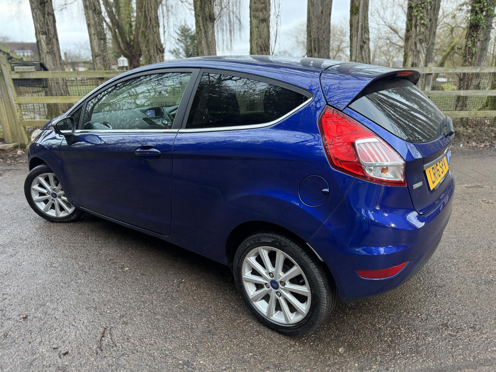 Ford Fiesta 1.0T EcoBoost Titanium Hatchback 3dr Petrol Manual Euro 6 (s/s) (100 ps)