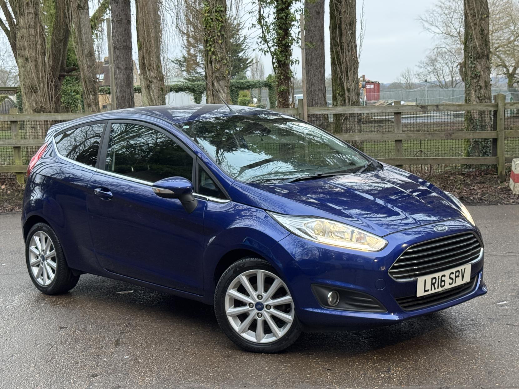 Ford Fiesta 1.0T EcoBoost Titanium Hatchback 3dr Petrol Manual Euro 6 (s/s) (100 ps)