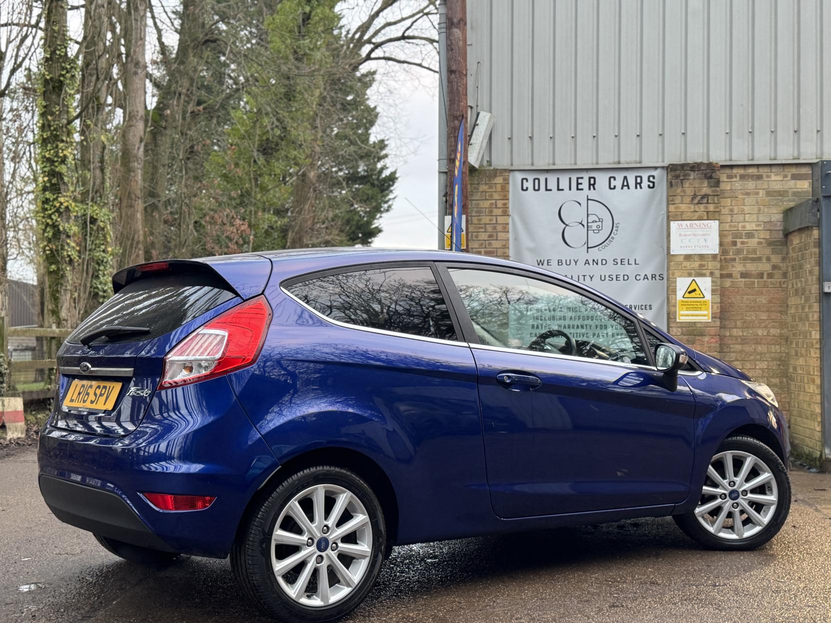 Ford Fiesta 1.0T EcoBoost Titanium Hatchback 3dr Petrol Manual Euro 6 (s/s) (100 ps)