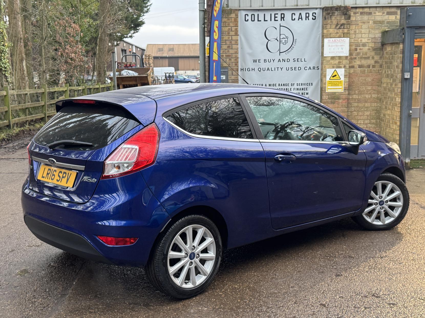 Ford Fiesta 1.0T EcoBoost Titanium Hatchback 3dr Petrol Manual Euro 6 (s/s) (100 ps)