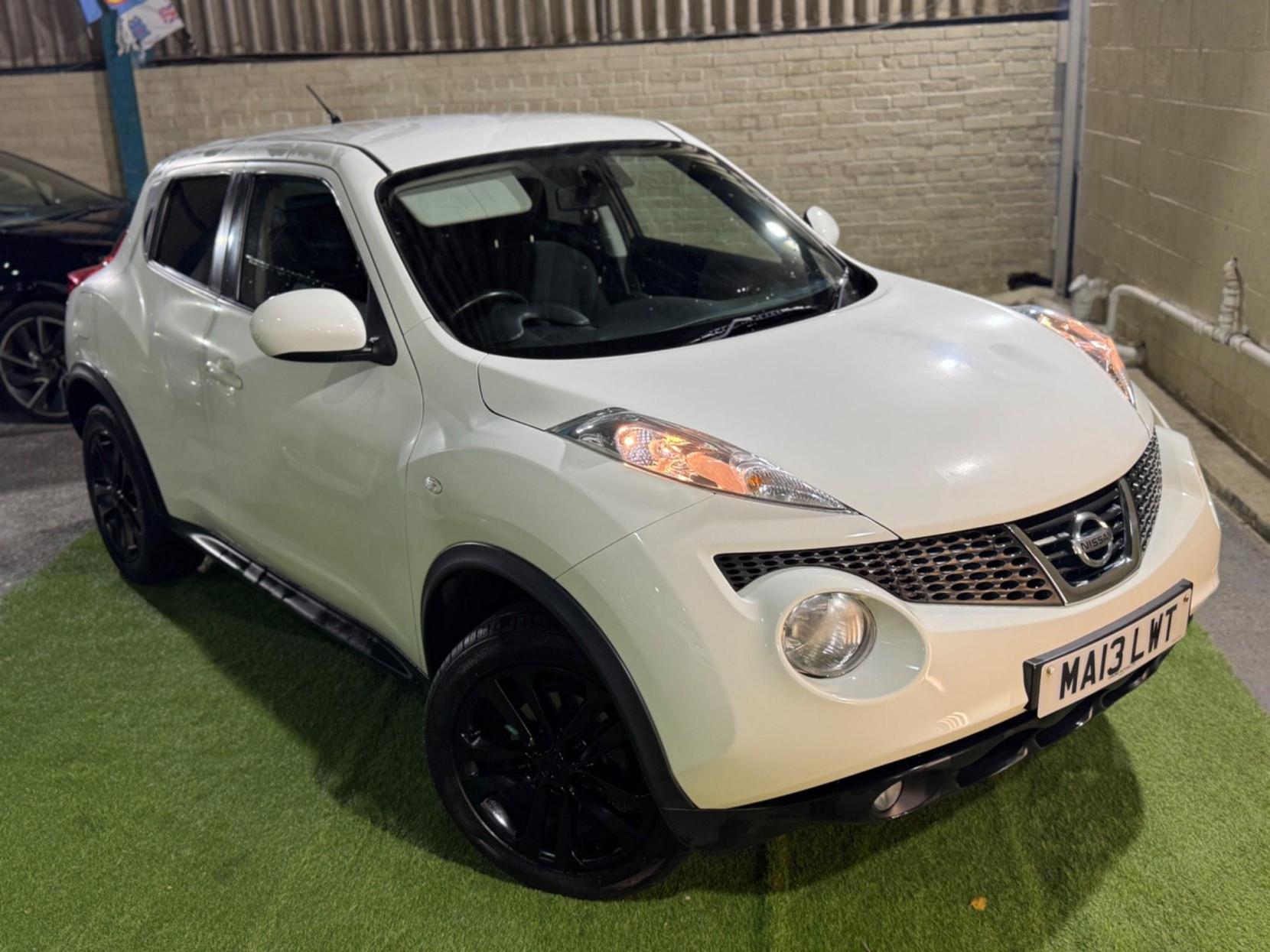 Nissan Juke 1.6 Acenta Premium Euro 5 (s/s) 5dr