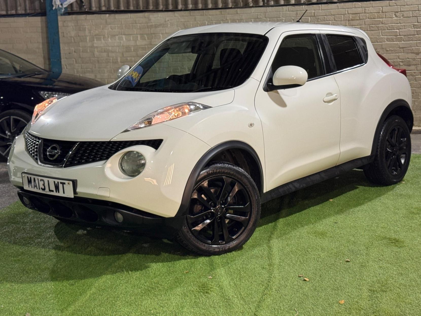 Nissan Juke 1.6 Acenta Premium Euro 5 (s/s) 5dr