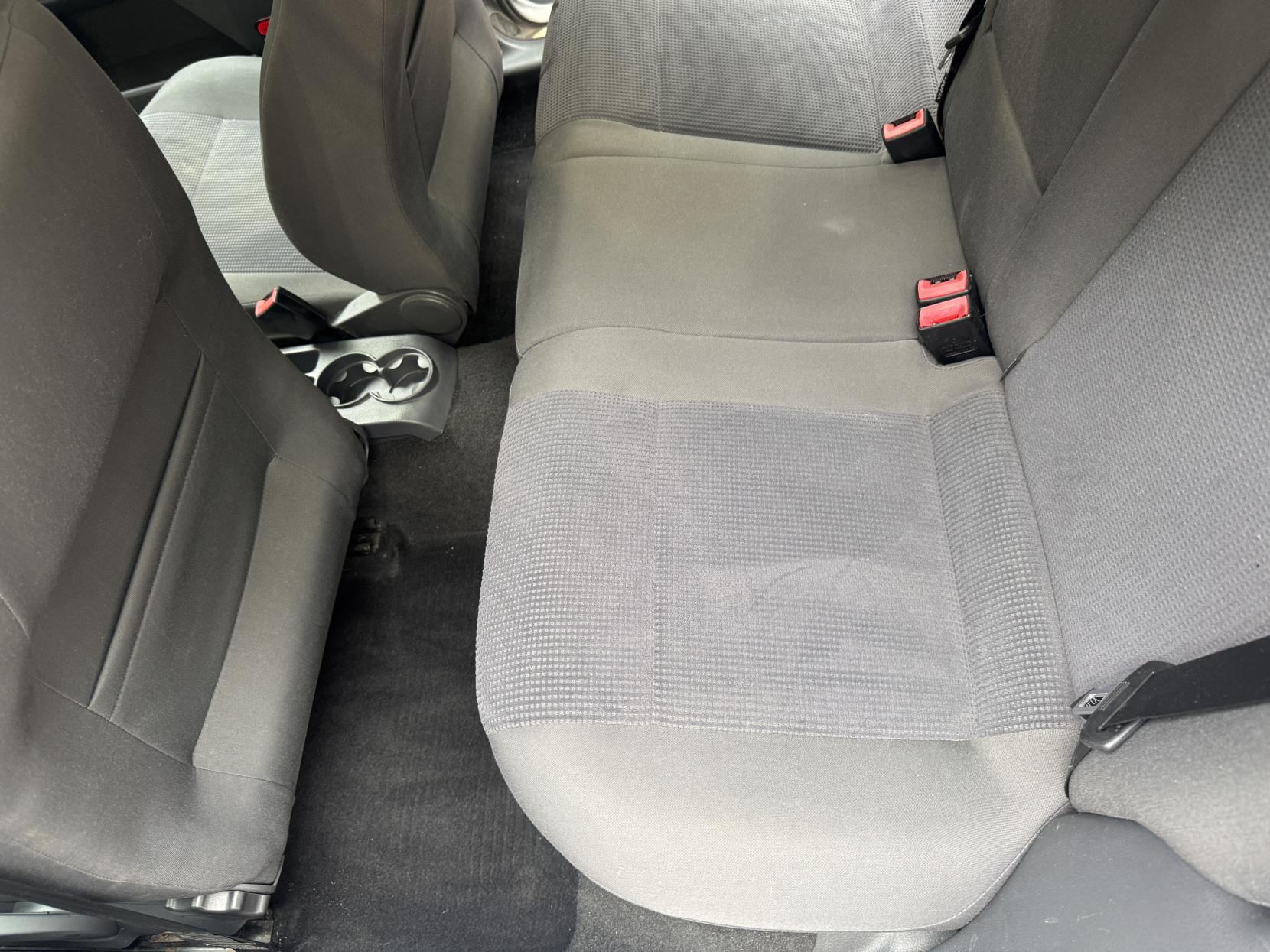 Volkswagen Polo 1.4 SE Hatchback 5dr Petrol Manual (155 g/km, 79 bhp)