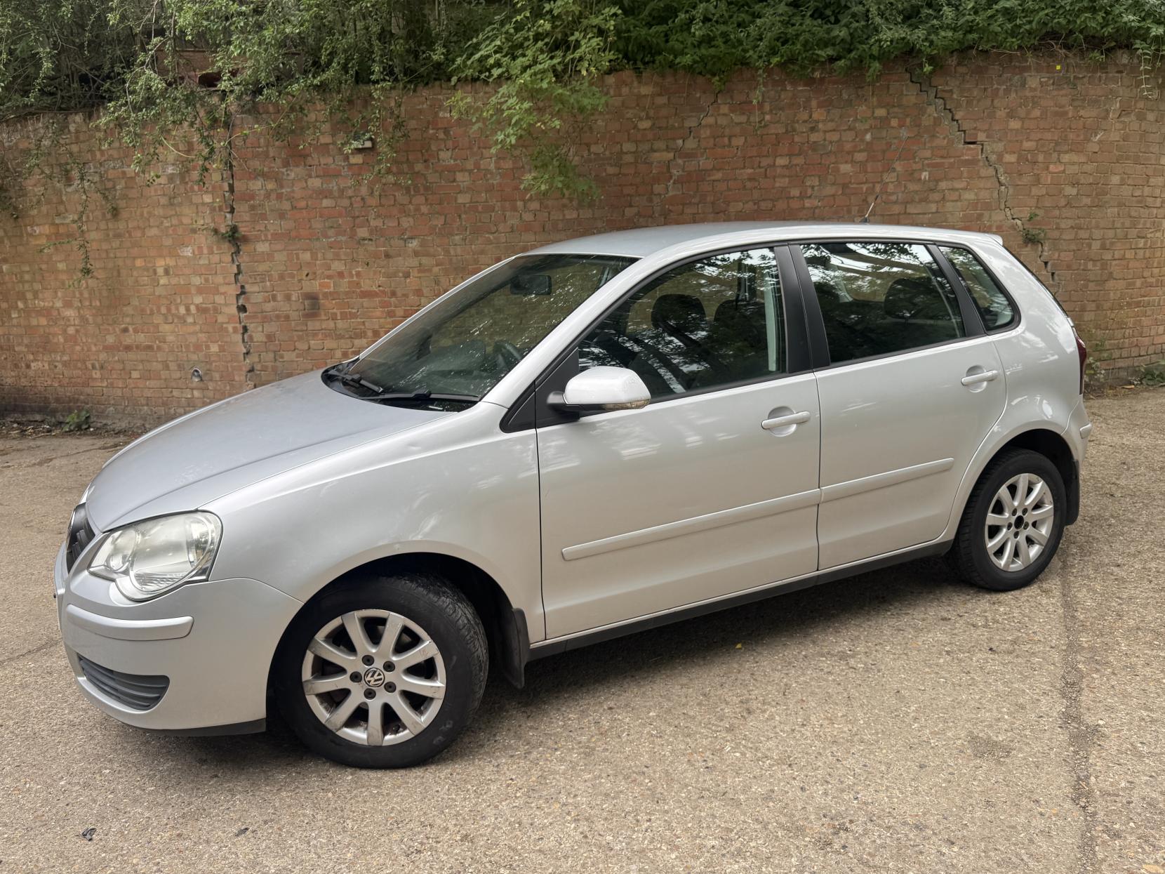 Volkswagen Polo 1.4 SE Hatchback 5dr Petrol Manual (155 g/km, 79 bhp)