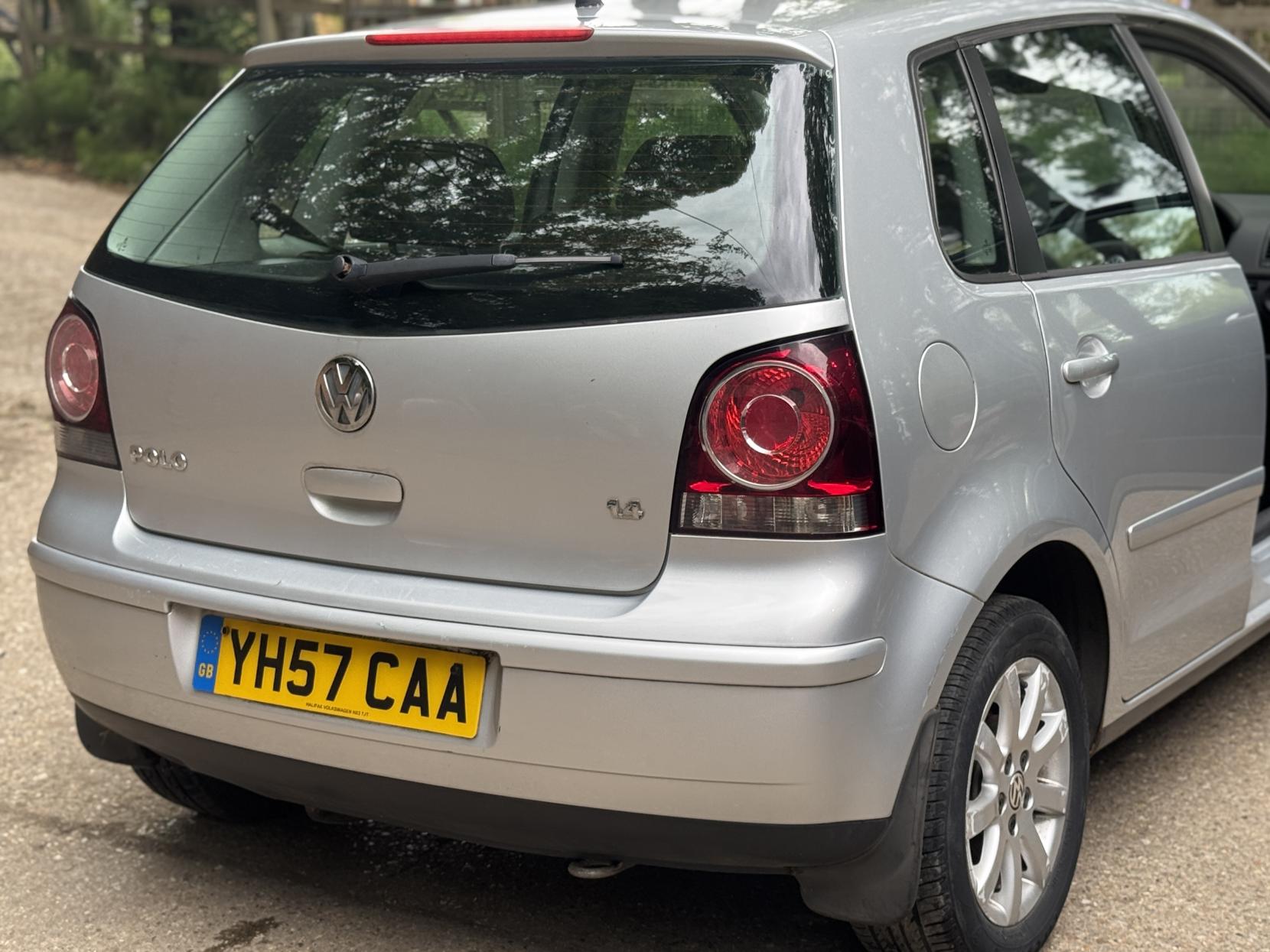Volkswagen Polo 1.4 SE Hatchback 5dr Petrol Manual (155 g/km, 79 bhp)