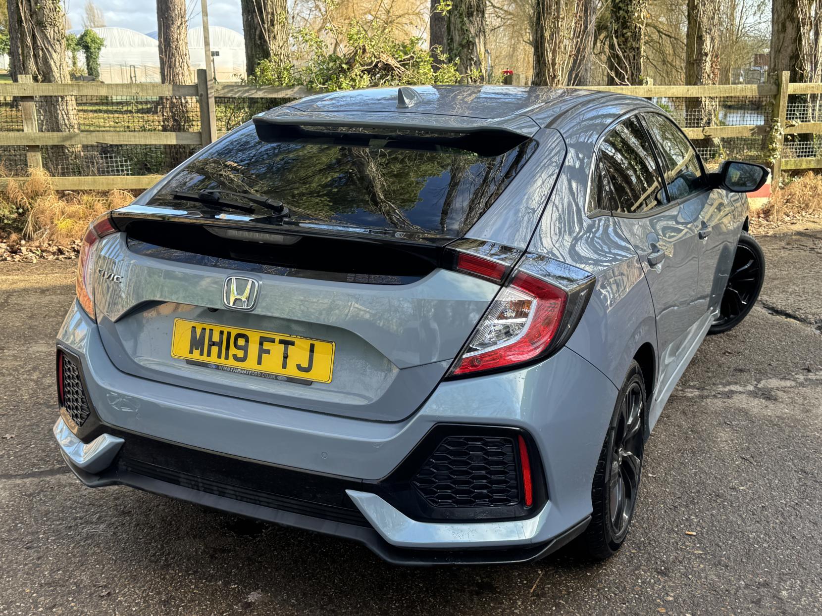 Honda Civic 1.0 VTEC Turbo SR Hatchback 5dr Petrol Manual Euro 6 (s/s) (126 ps)