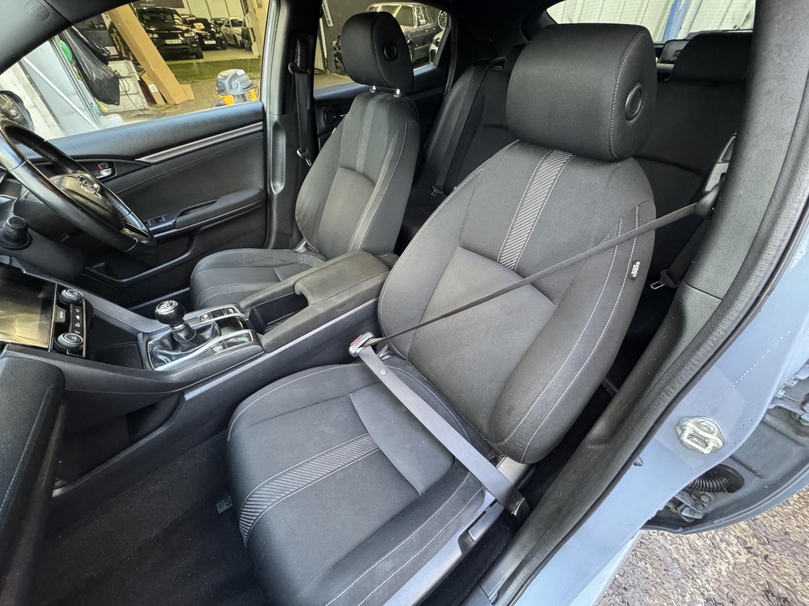 Honda Civic 1.0 VTEC Turbo SR Hatchback 5dr Petrol Manual Euro 6 (s/s) (126 ps)