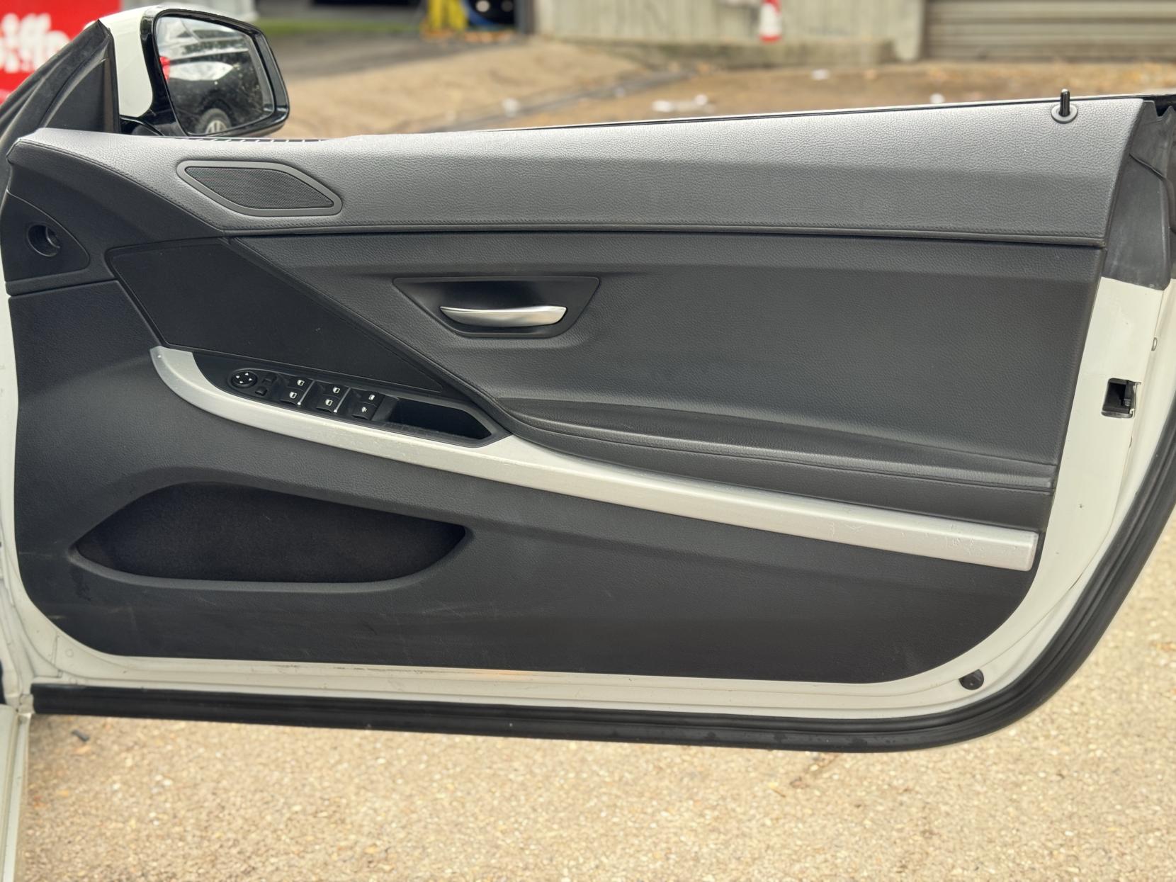 BMW 6 Series 3.0 640i SE Convertible 2dr Petrol Steptronic Euro 5 (s/s) (320 ps)
