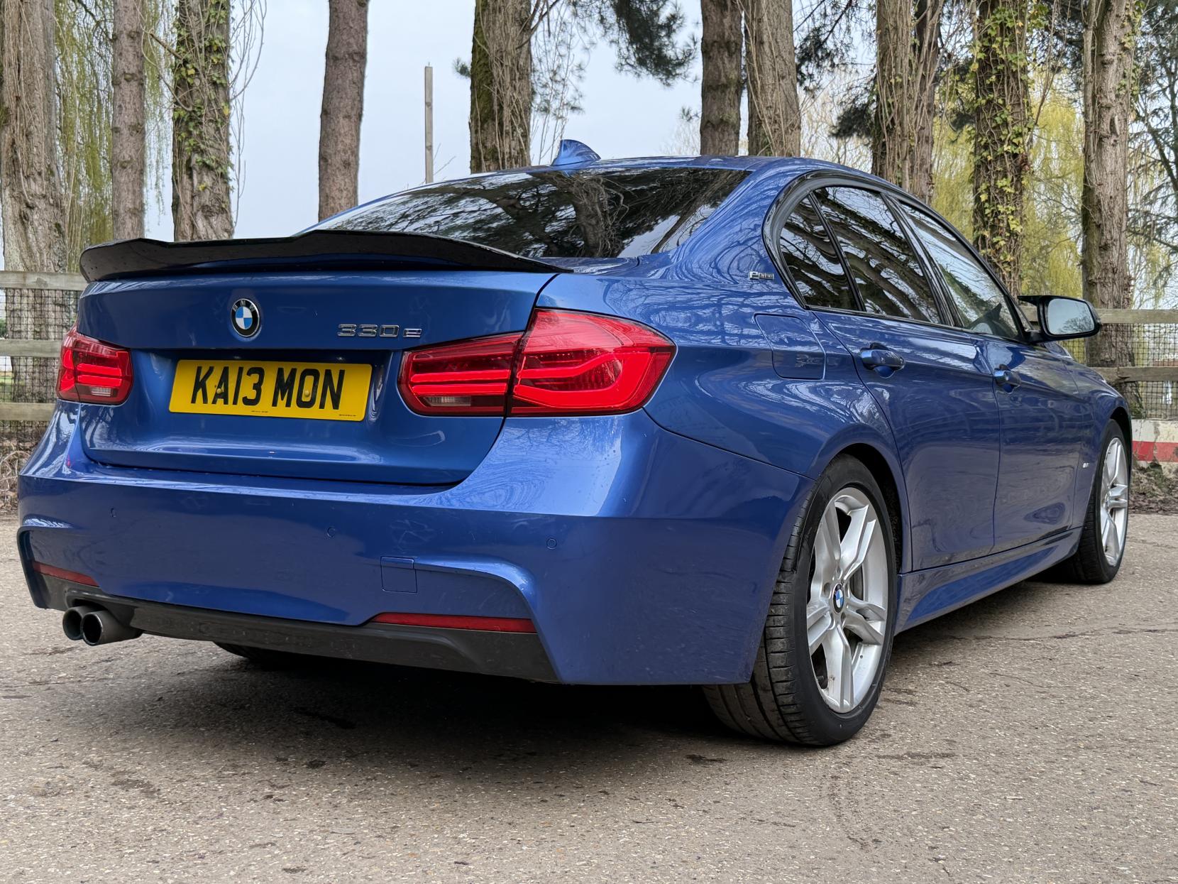 BMW 3 Series 2.0 330e 7.6kWh M Sport Saloon 4dr Petrol Plug-in Hybrid Auto Euro 6 (s/s) (252 ps)