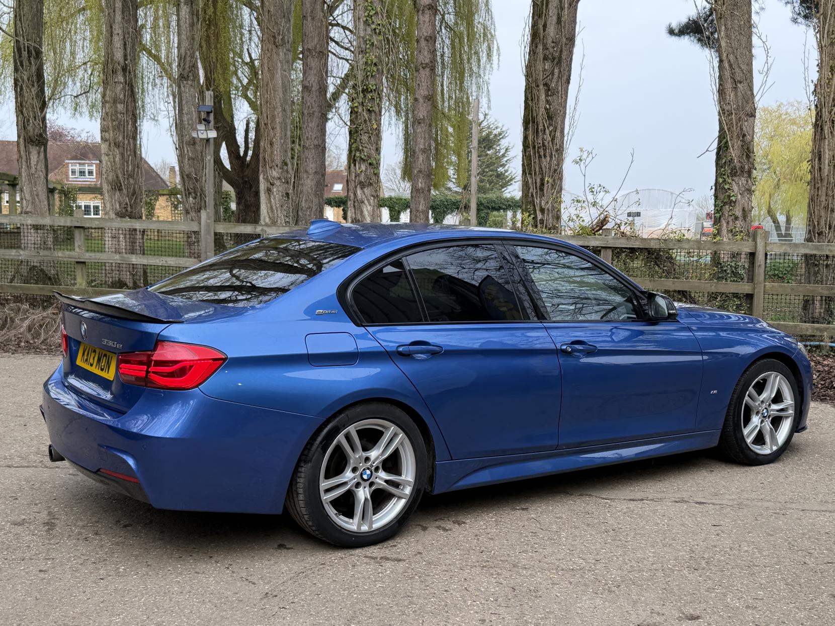 BMW 3 Series 2.0 330e 7.6kWh M Sport Saloon 4dr Petrol Plug-in Hybrid Auto Euro 6 (s/s) (252 ps)
