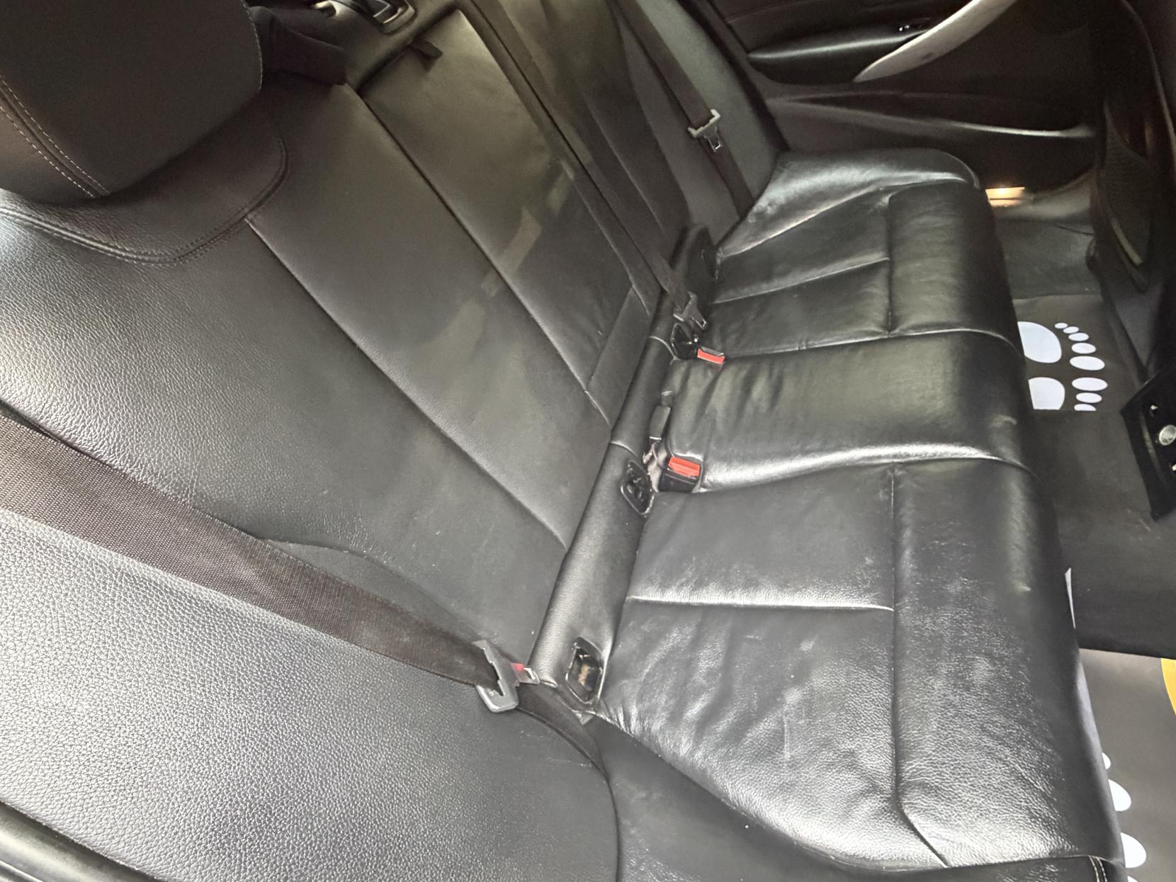 BMW 3 Series 2.0 330e 7.6kWh M Sport Saloon 4dr Petrol Plug-in Hybrid Auto Euro 6 (s/s) (252 ps)