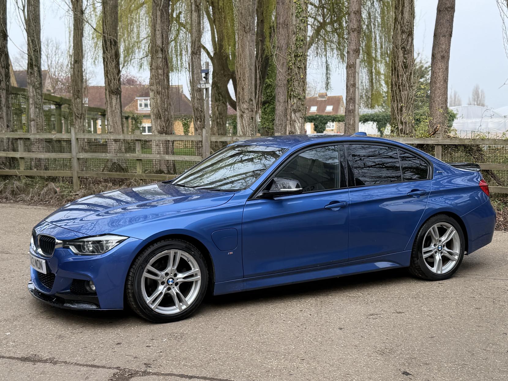 BMW 3 Series 2.0 330e 7.6kWh M Sport Saloon 4dr Petrol Plug-in Hybrid Auto Euro 6 (s/s) (252 ps)