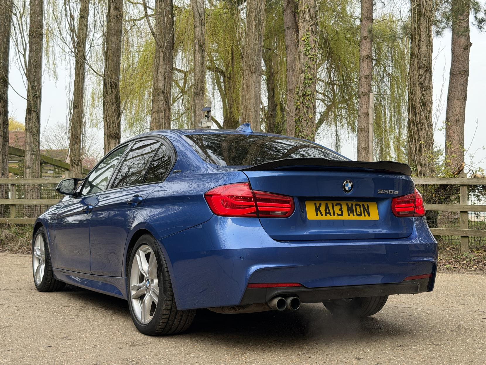 BMW 3 Series 2.0 330e 7.6kWh M Sport Saloon 4dr Petrol Plug-in Hybrid Auto Euro 6 (s/s) (252 ps)