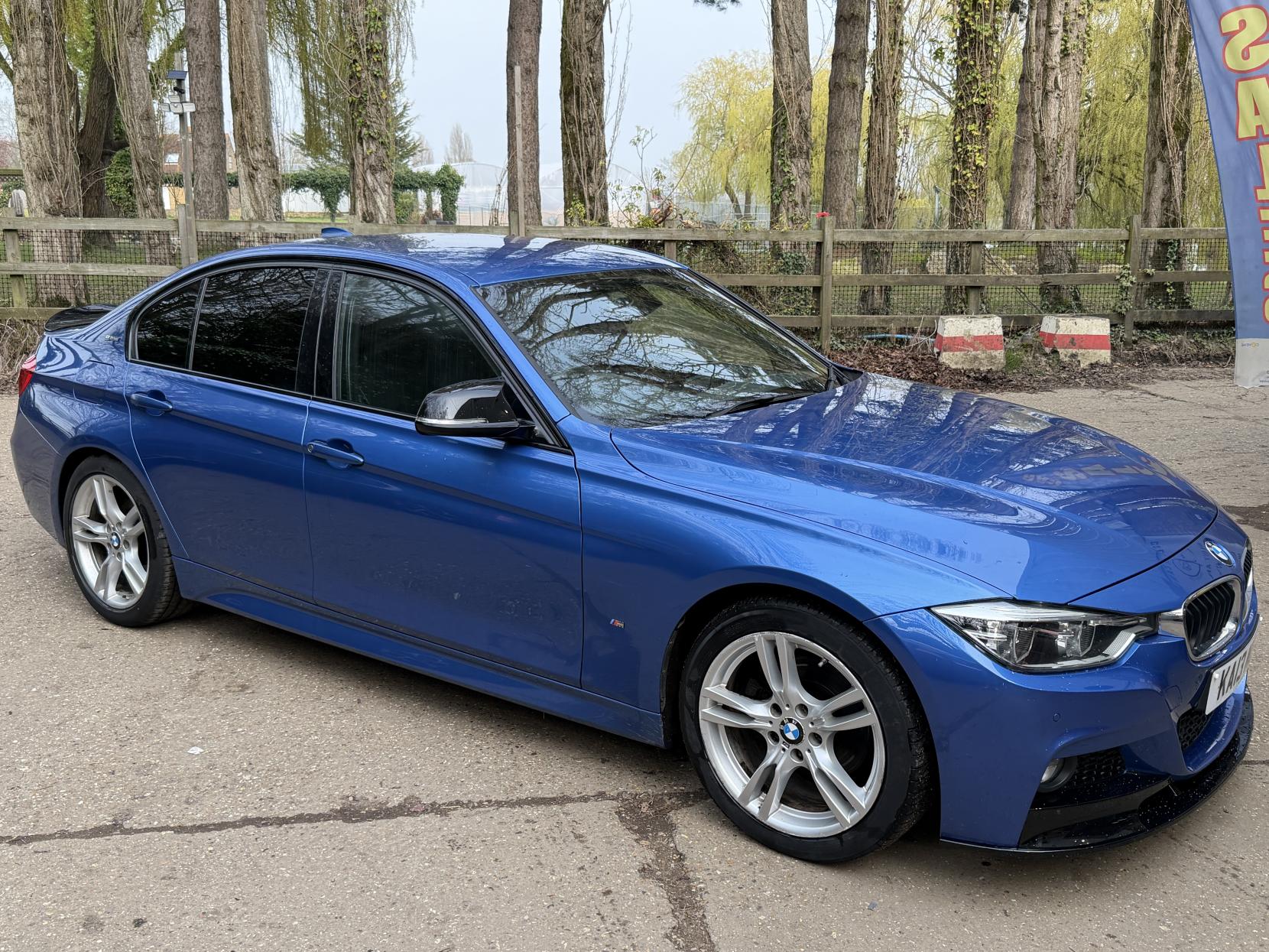 BMW 3 Series 2.0 330e 7.6kWh M Sport Saloon 4dr Petrol Plug-in Hybrid Auto Euro 6 (s/s) (252 ps)