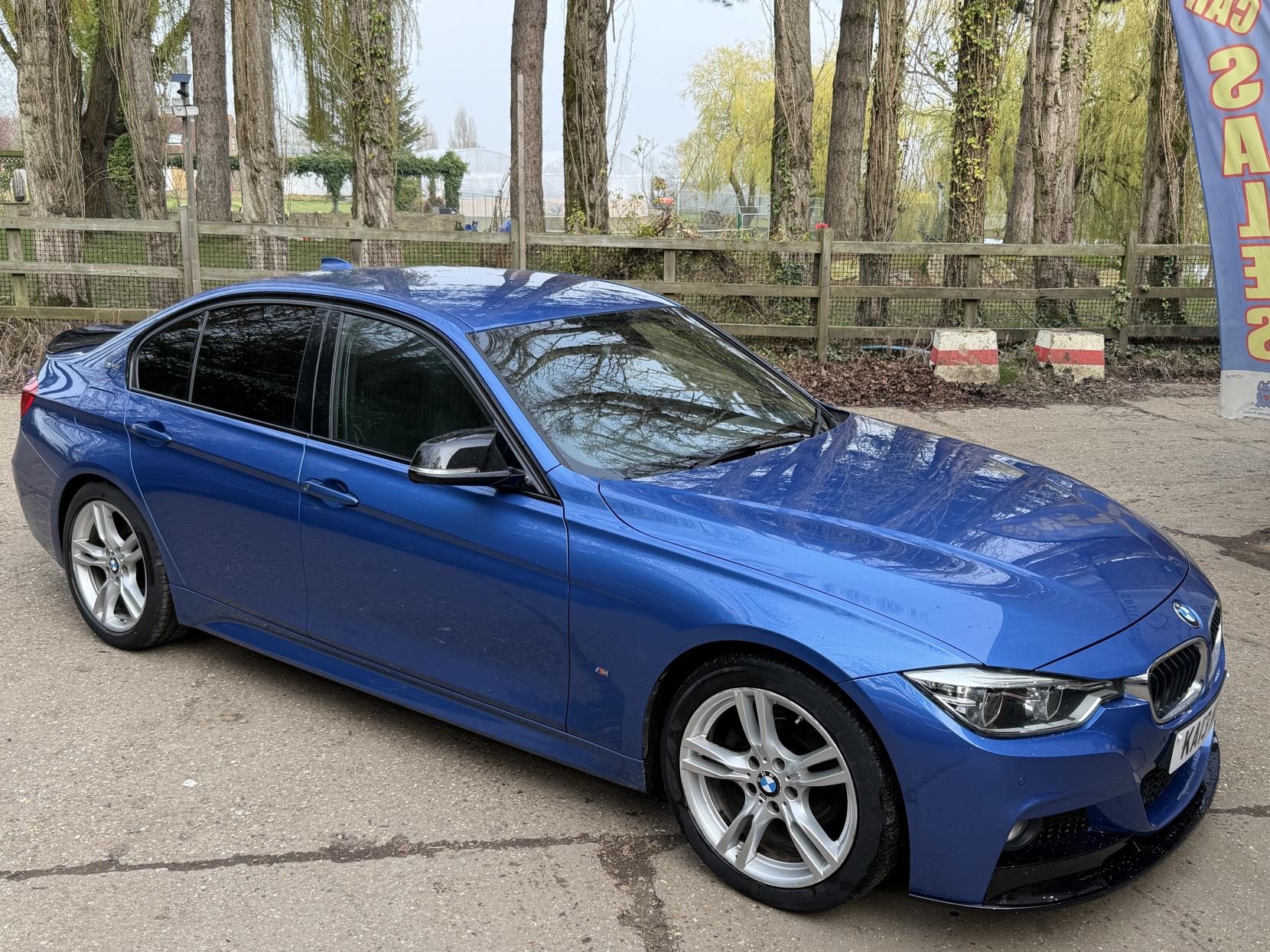 BMW 3 Series 2.0 330e 7.6kWh M Sport Saloon 4dr Petrol Plug-in Hybrid Auto Euro 6 (s/s) (252 ps)